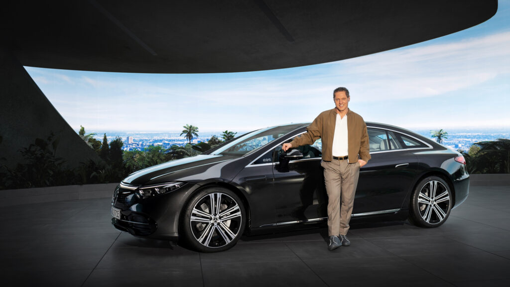 Роботи Mercedes-Benz Style