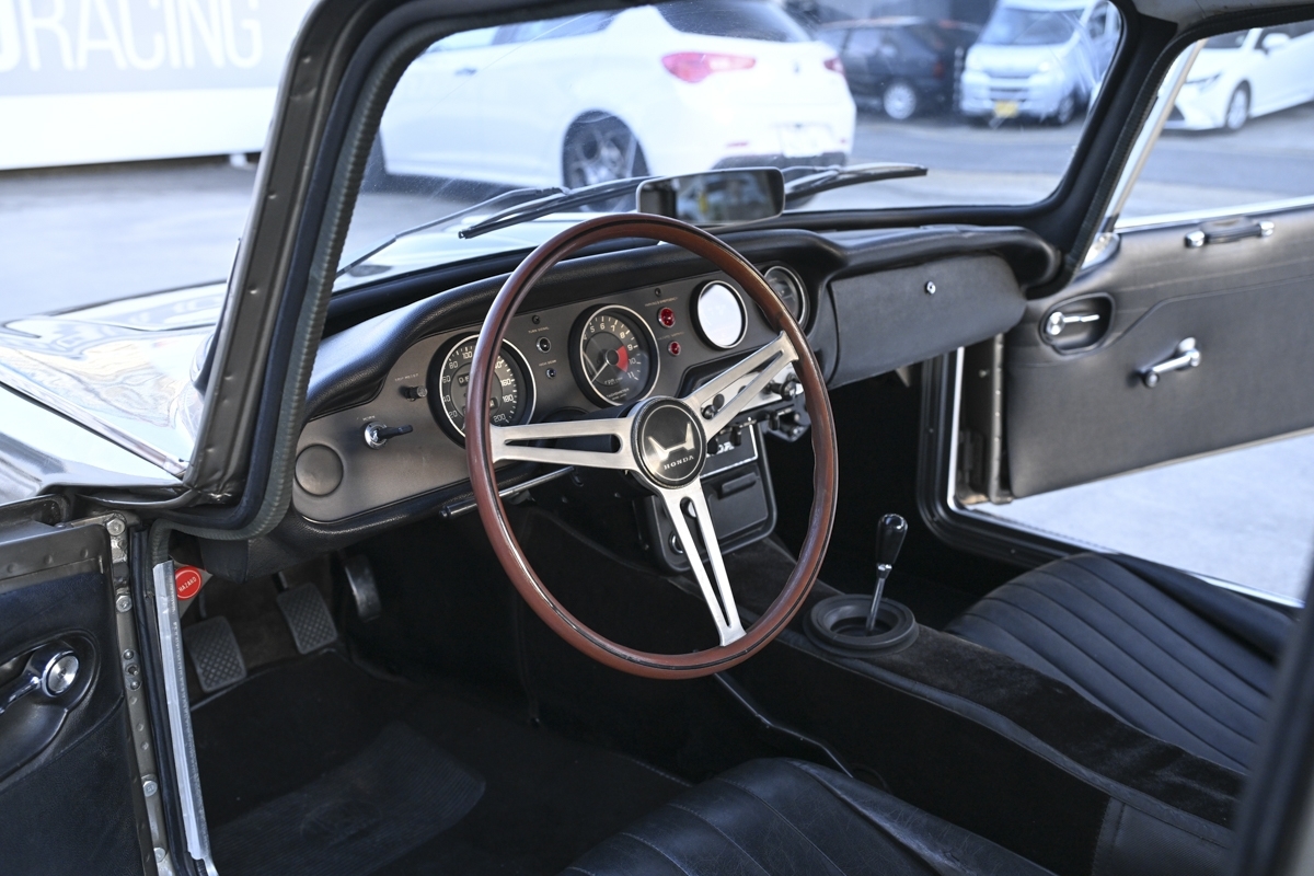 Mobil Sport Honda Mungil Ini Terasa Seperti Sepeda Motor Beroda Empat