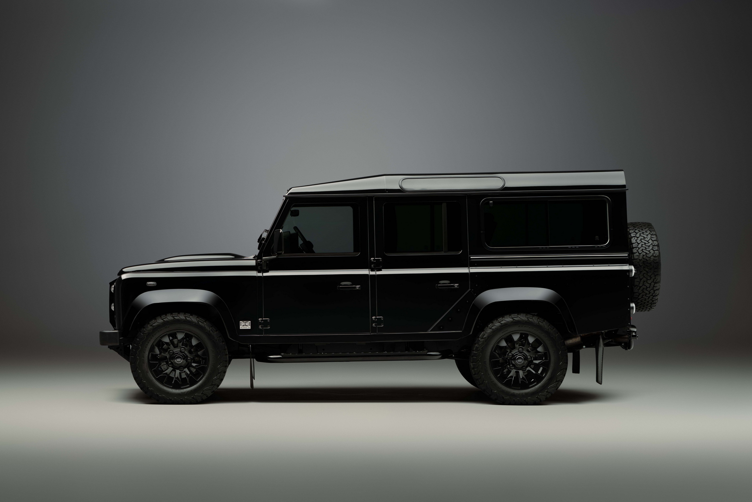 Land Rover Defender Classic V8 - Octa Colors (6)