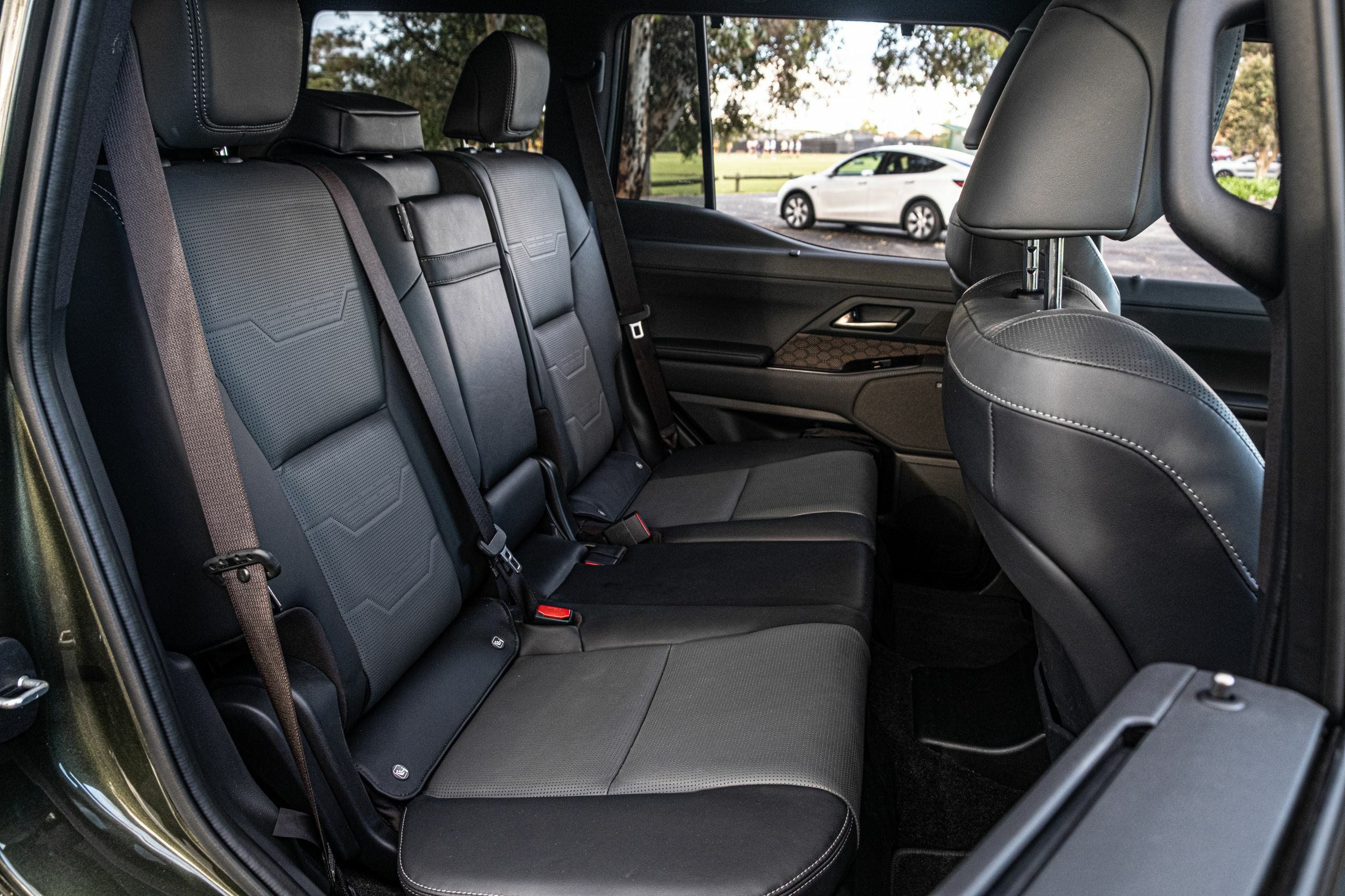 The 2026 Lexus GX 550 Will Give G-Wagon Owners Second Thoughts | Review