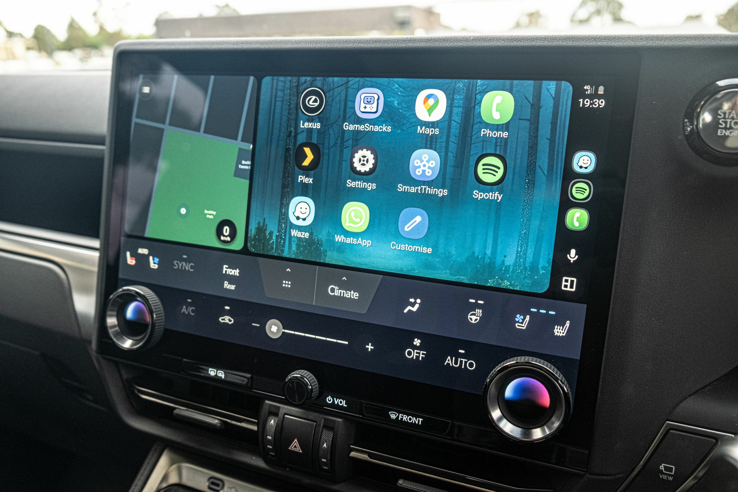 The 2026 Lexus GX 550 Will Give G-Wagon Owners Second Thoughts | Review