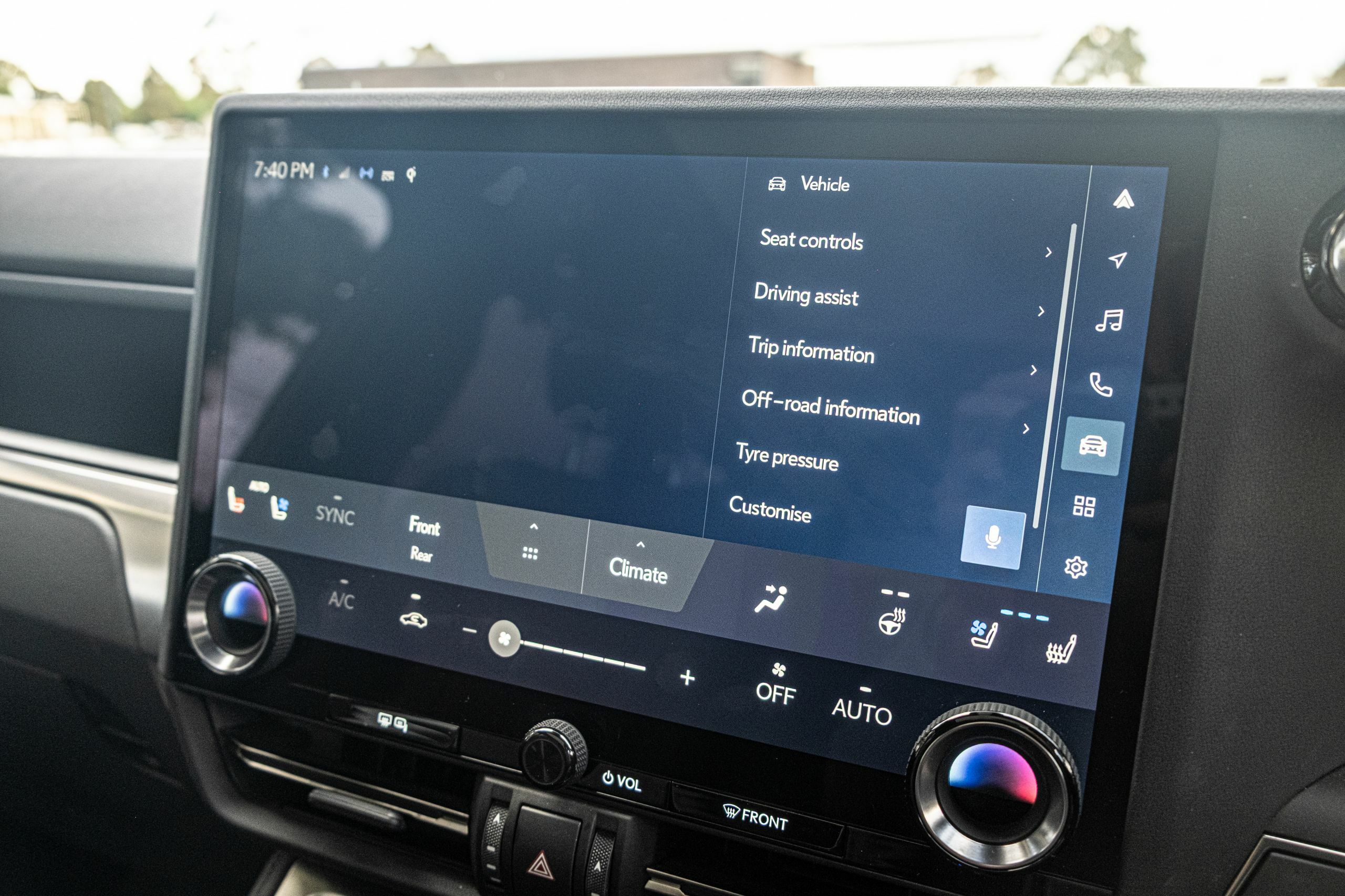 The 2026 Lexus GX 550 Will Give G-Wagon Owners Second Thoughts | Review