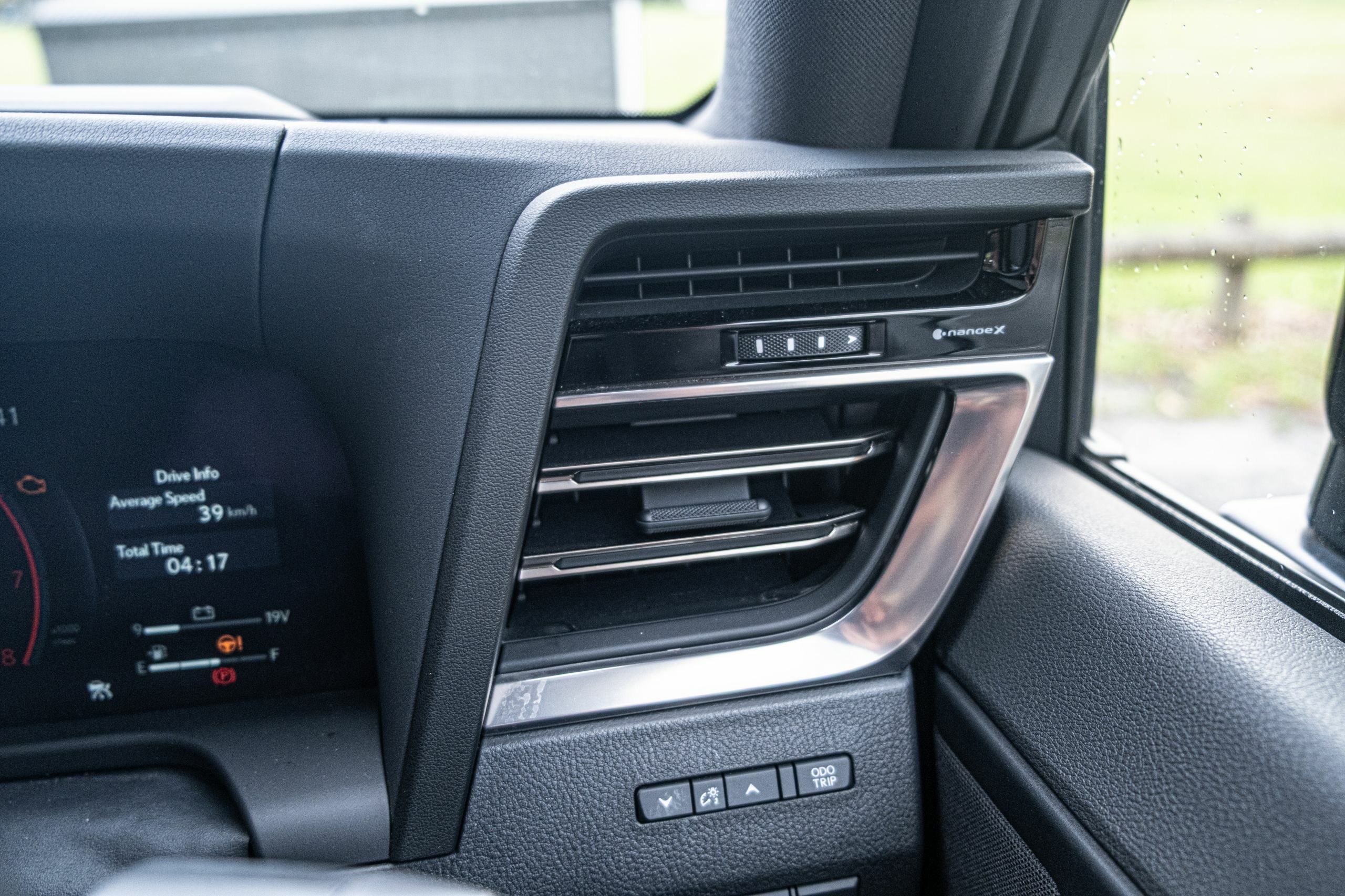 The 2026 Lexus GX 550 Will Give G-Wagon Owners Second Thoughts | Review