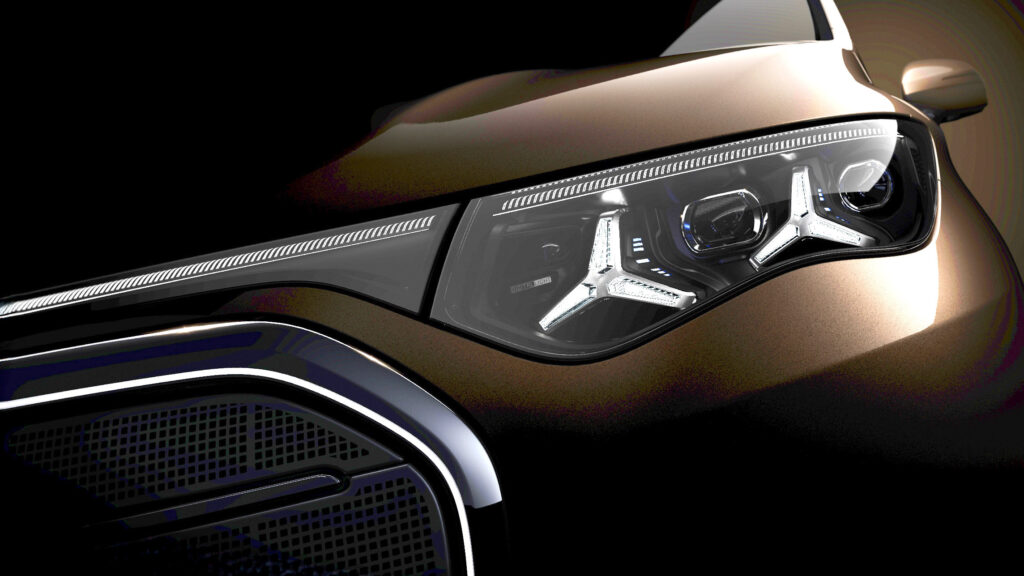 Mercedes’ New VLE Is A Starry-Eyed Grille Seeker