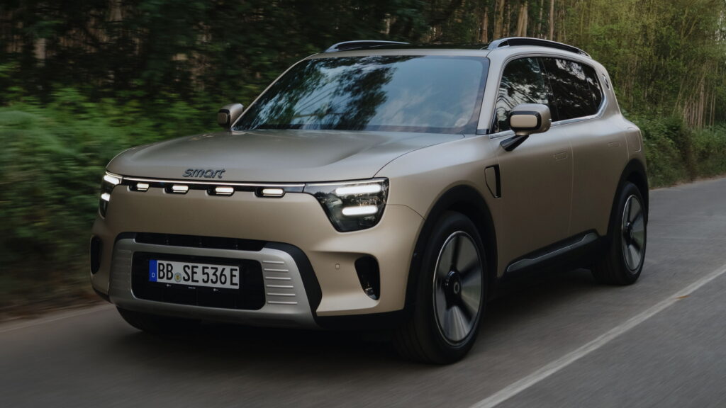  You&rsquo;re Not Wrong, The New Mercedes GLB Looks Suspiciously Like A Smart