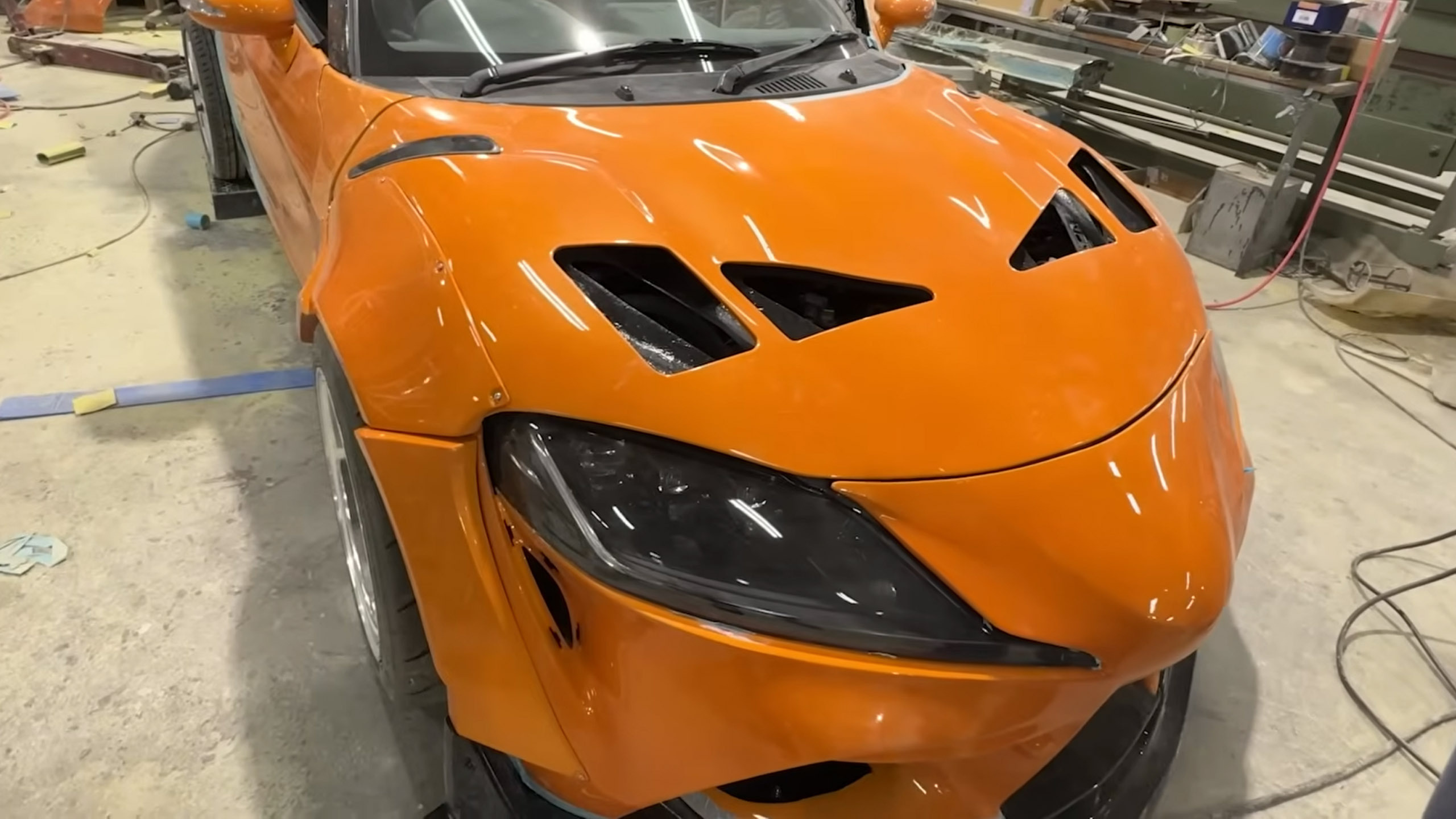 Існує лише один, і це може бути найменша GR Supra з коли-небудь побудованих