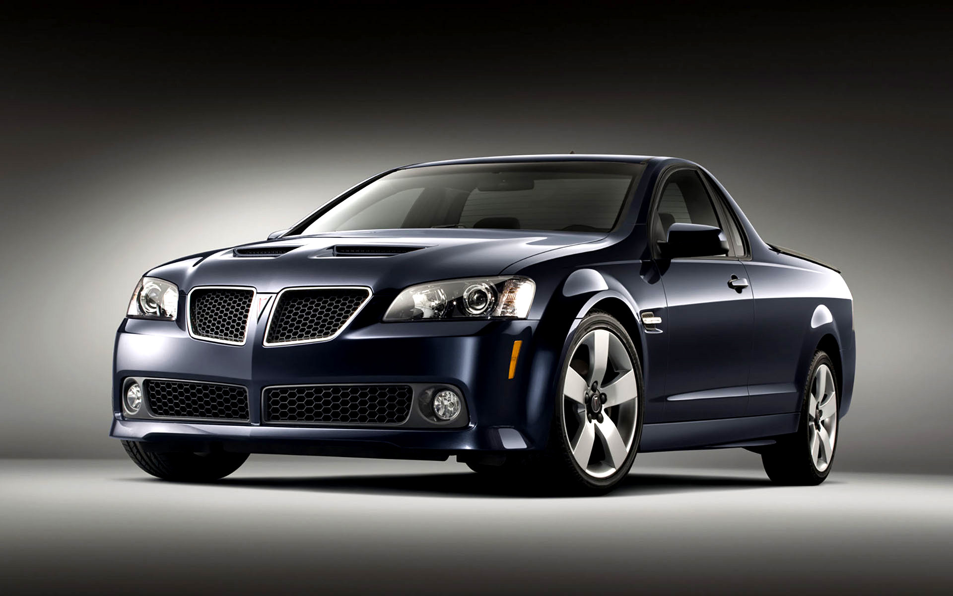 Pontiac G8 Sport Truck 00001