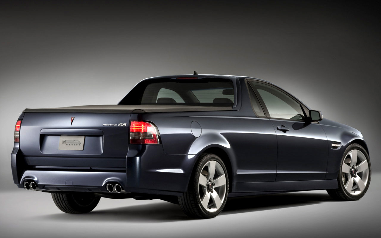 Pontiac G8 Sport Truck 00005