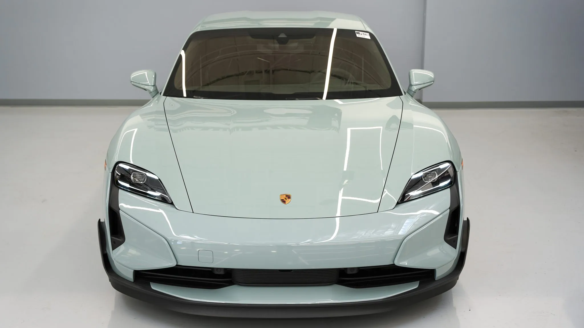 Porsche Taycan Turbo GT Weissach Auction - 12