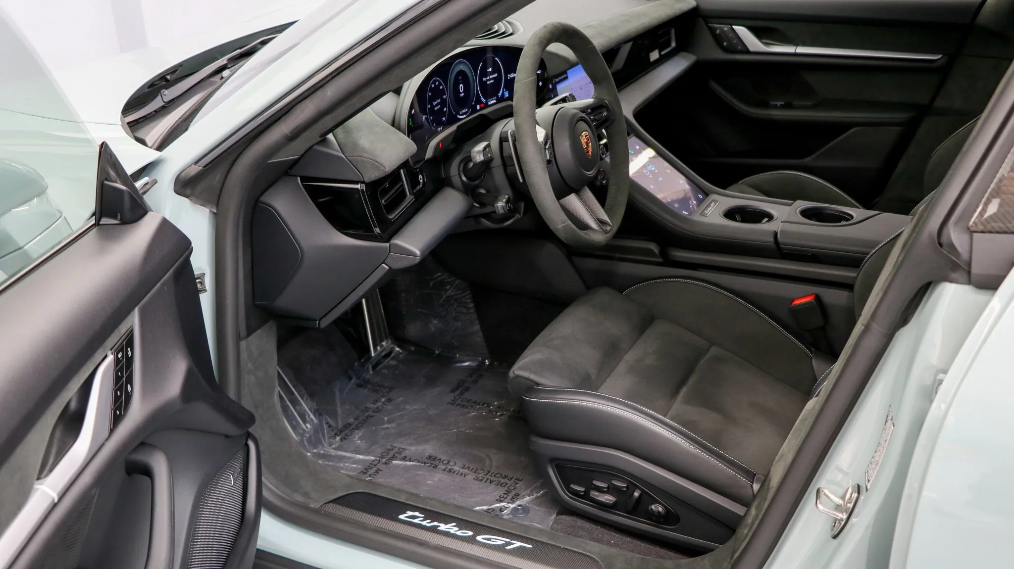 Porsche Taycan Turbo GT Weissach Auction - 18