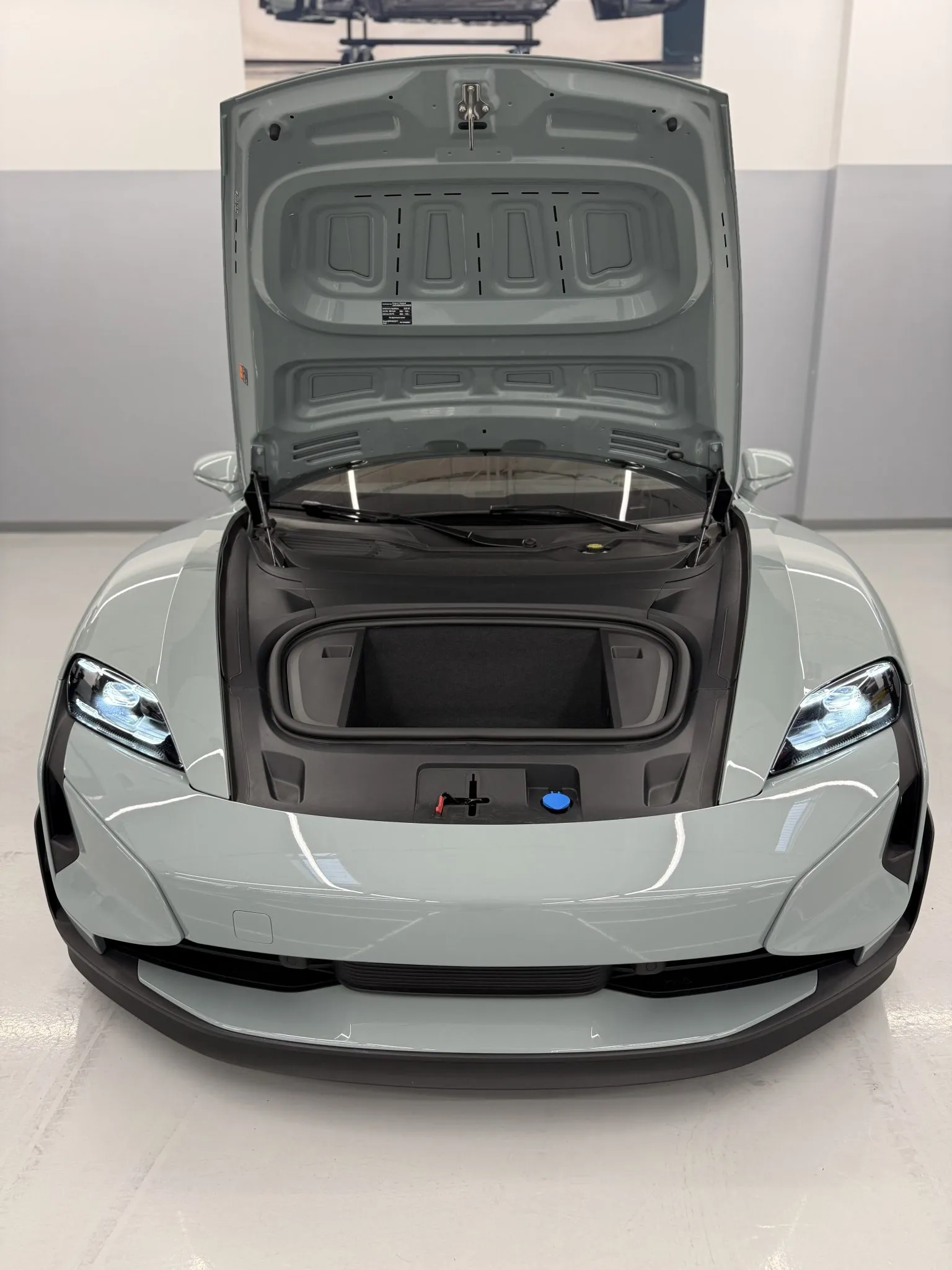 Porsche Taycan Turbo GT Weissach Auction - 24