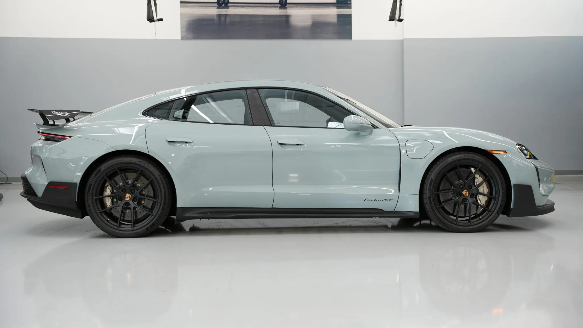 Porsche Taycan Turbo GT Weissach Auction - 9