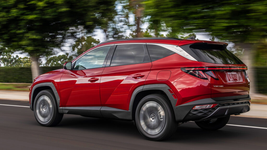  Hyundai Says Keep Driving Your Tucson, But Park It Far From Anything