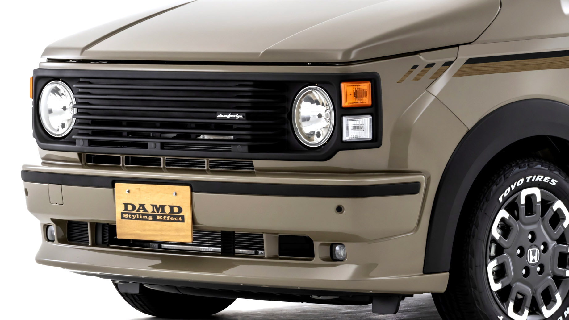 Honda’s Cutest Minivan Gets A Retro Makeover Straight Out Of An ’80s Suburban Driveway