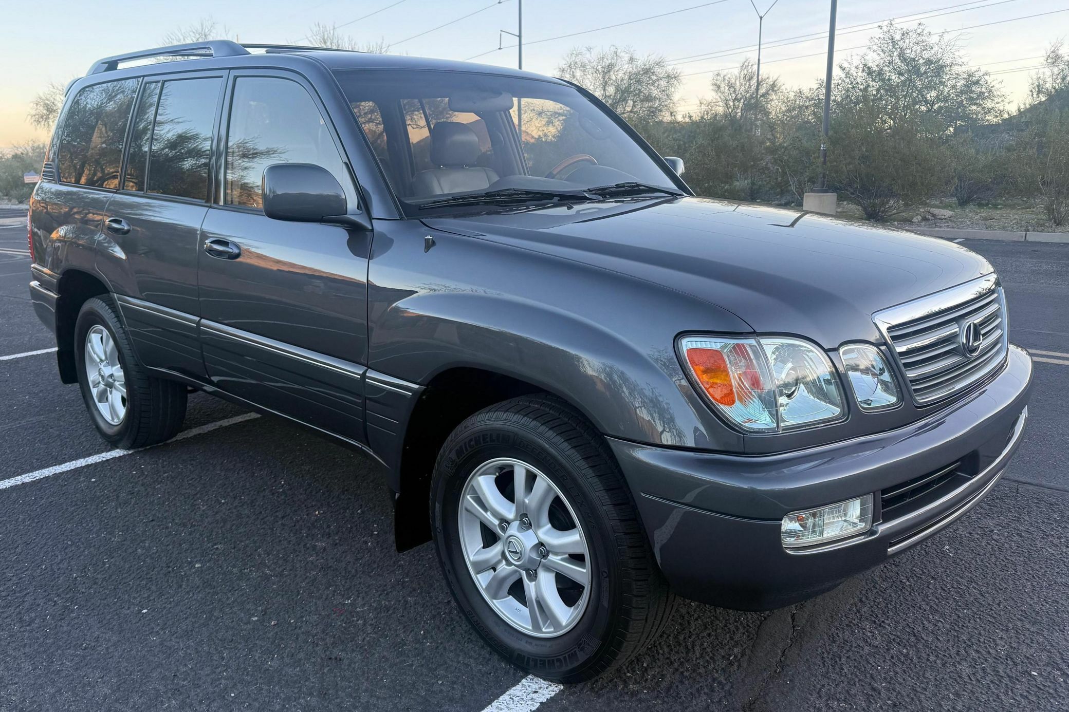 This 583-Mile 2003 Lexus LX Looks Showroom Fresh, But Carfax Tells A Different Story