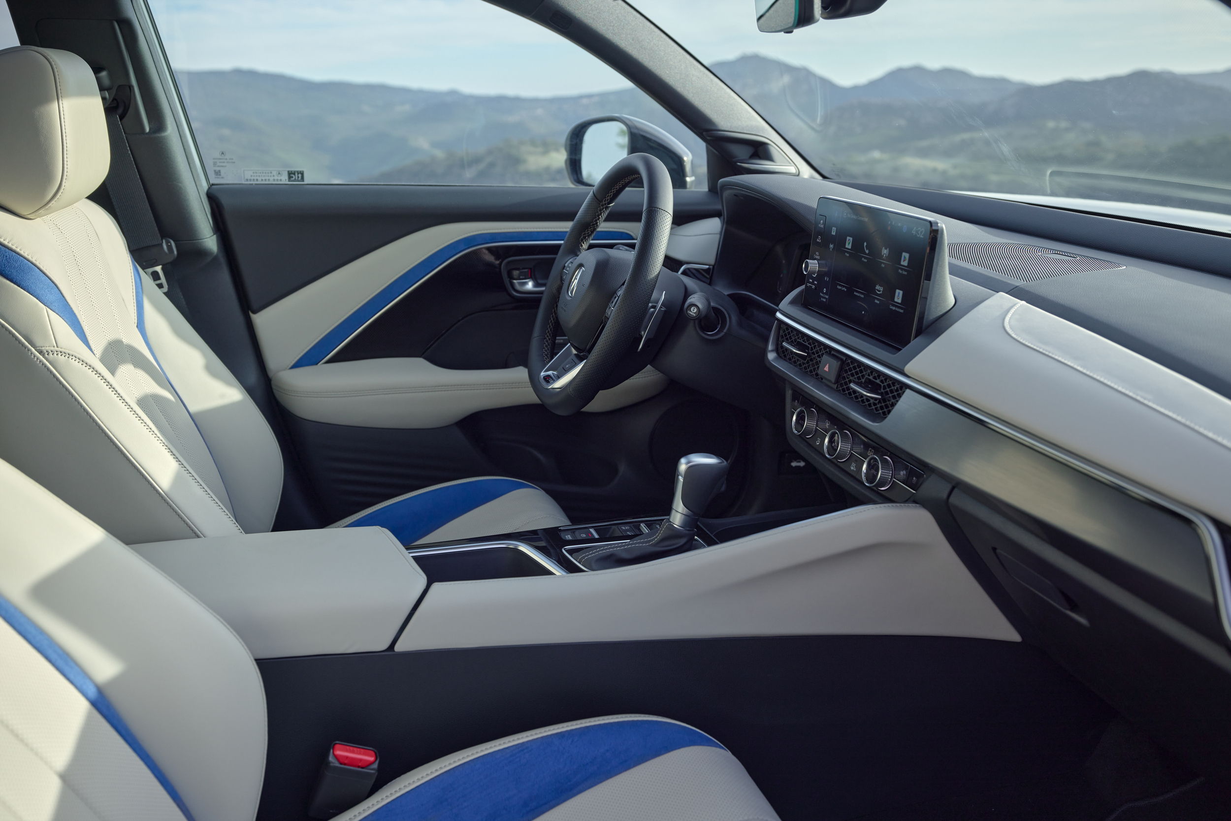 Acura ADX 2026 р. 2026 року стала синьою через різке підвищення цін