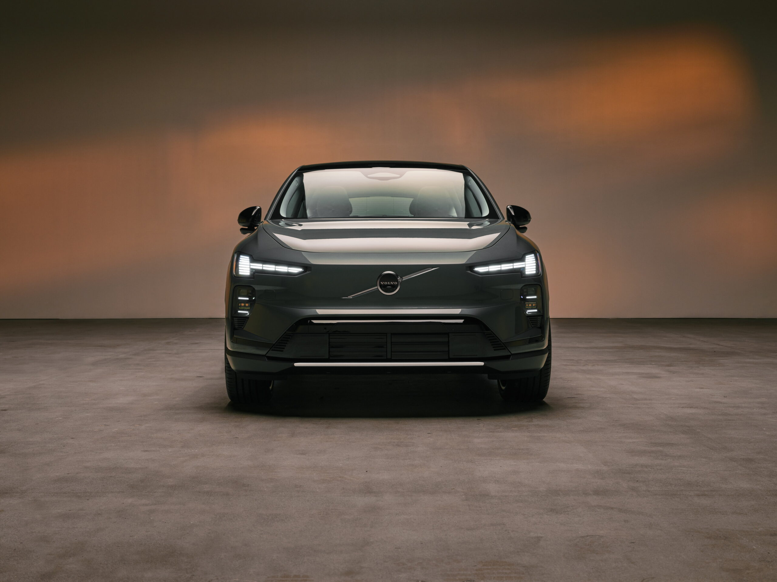 Volvo’s New 400-Mile SUV Has One Feature Tesla Owners Will Be Jealous Of