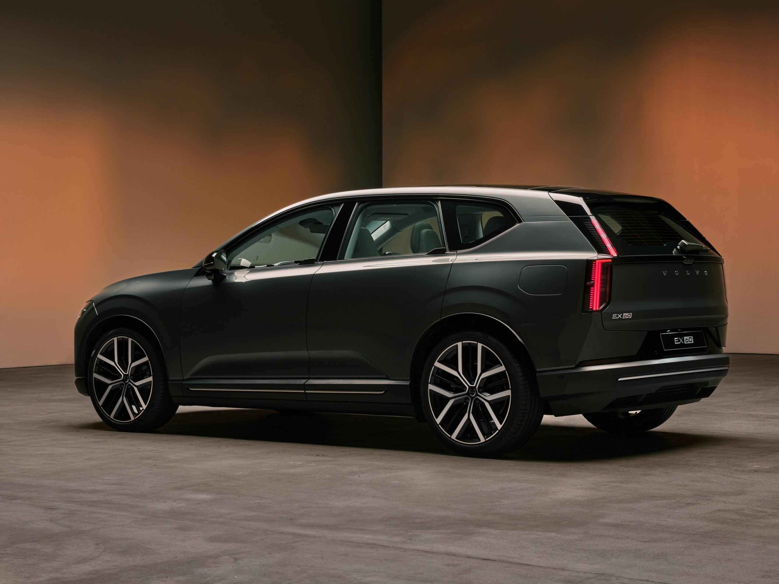 Volvo’s New 400-Mile SUV Has One Feature Tesla Owners Will Be Jealous Of
