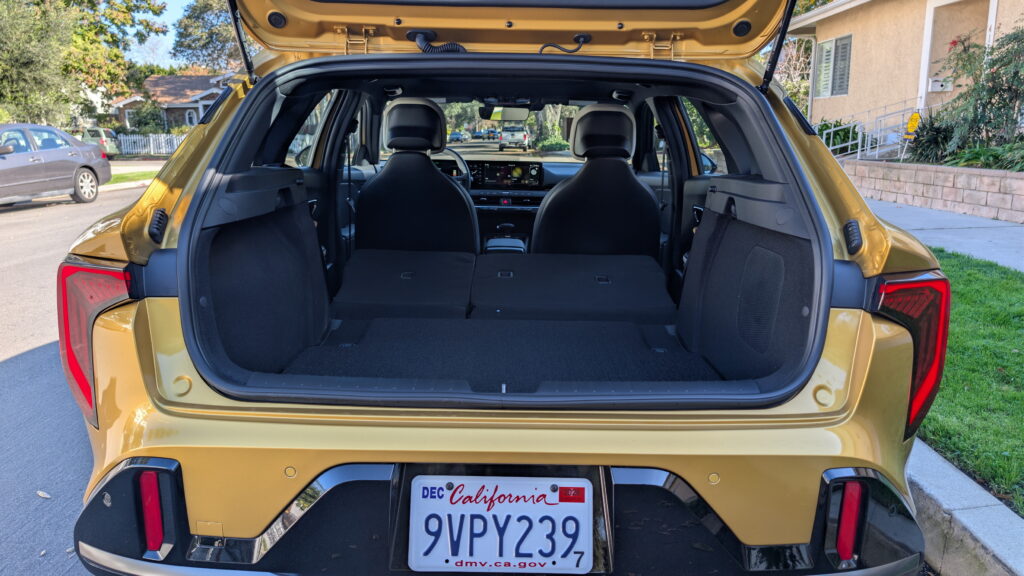  Before You Buy A Small SUV, Look At Kia’s 2026 K4 Turbo Hatch First | Review