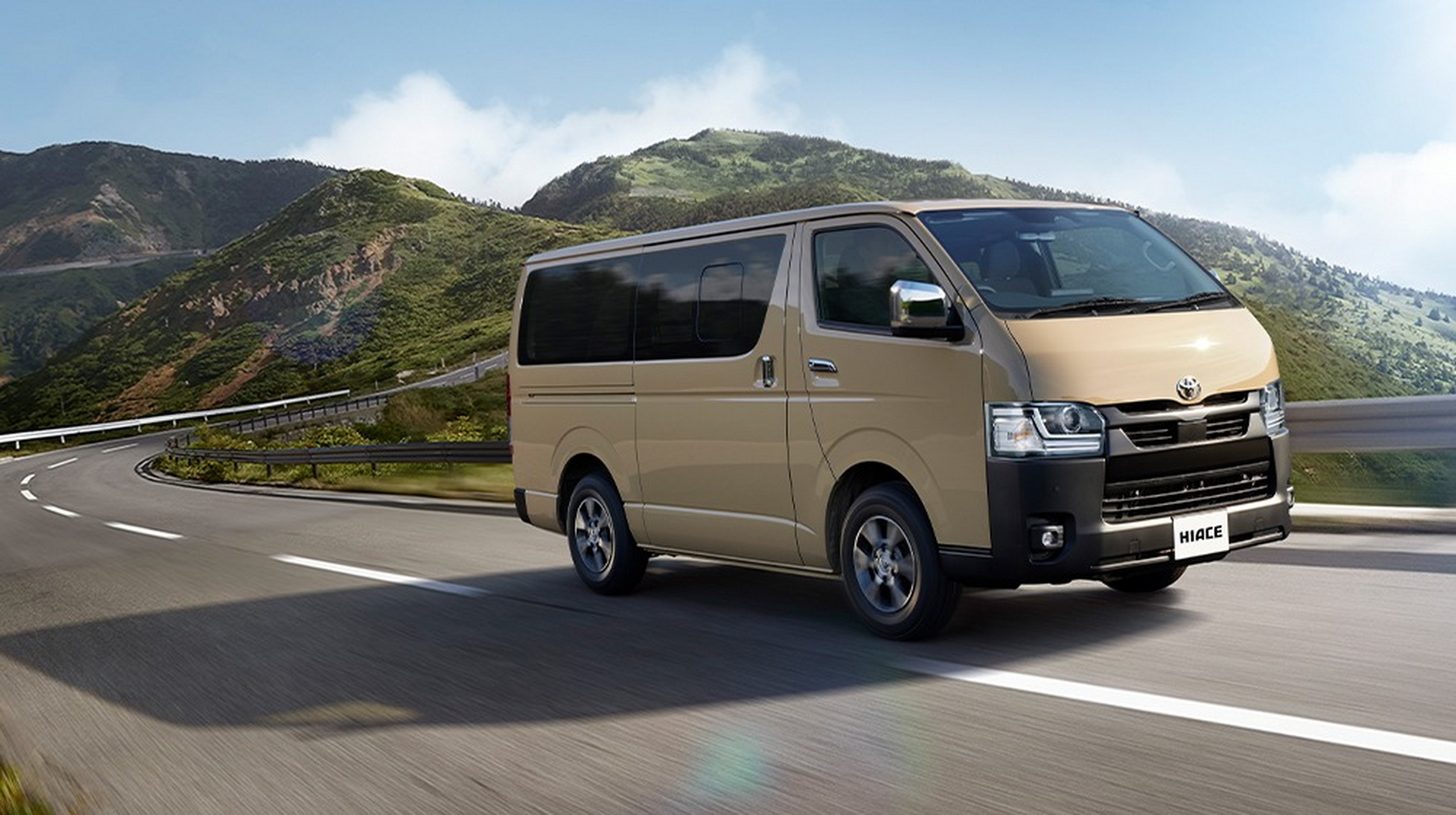 2026 Toyota HiAce - Japan - Gallery (1)
