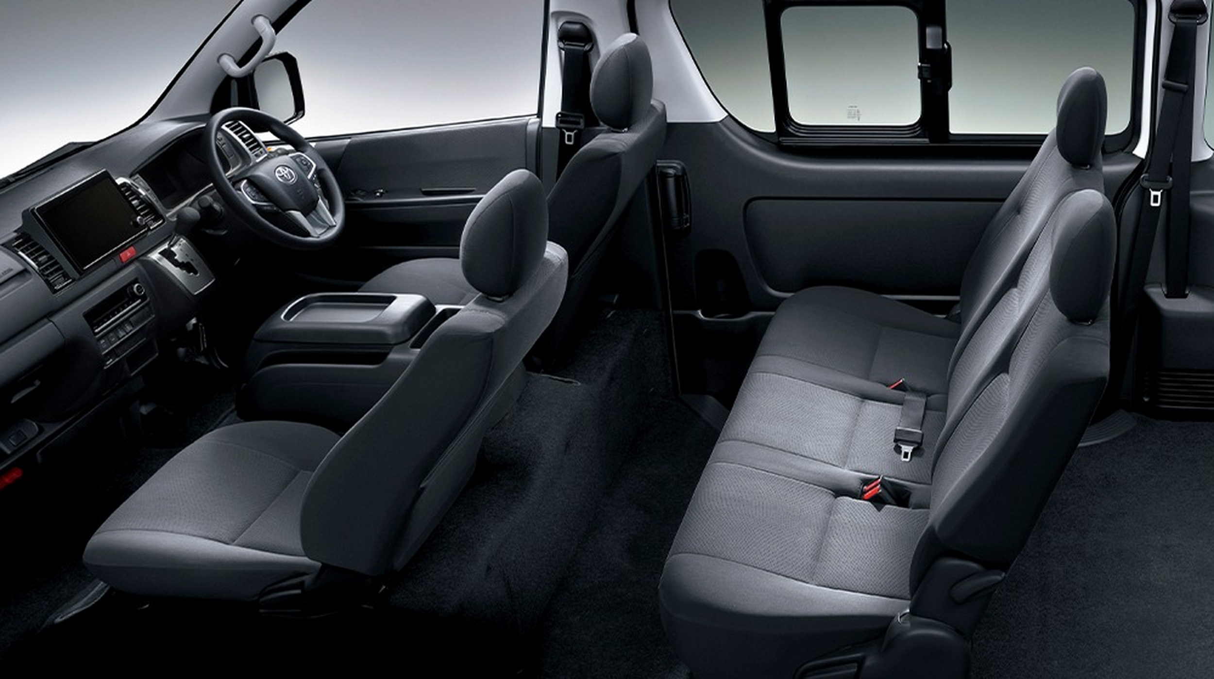 2026 Toyota HiAce - Japan - Gallery (8)