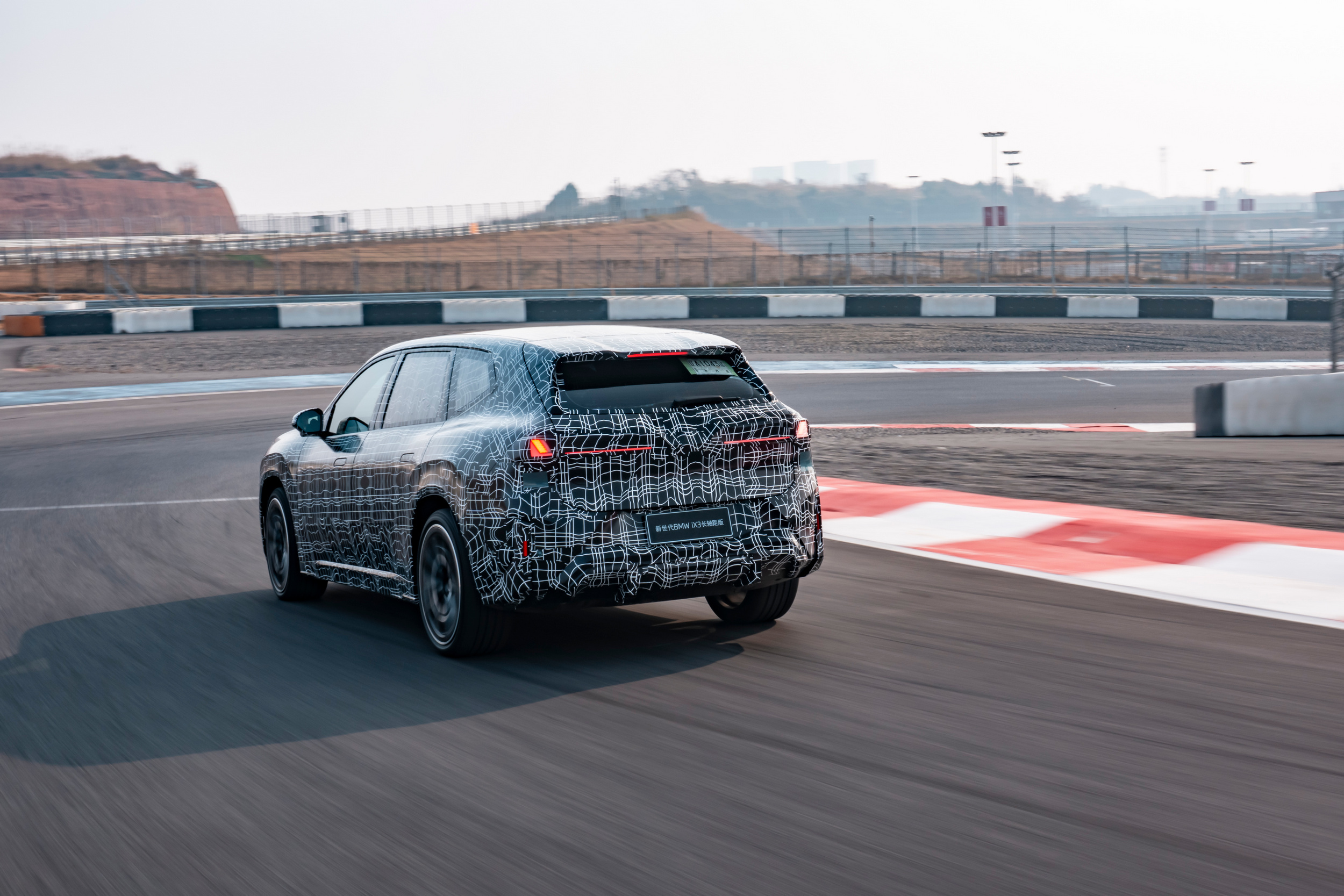 2027 BMW iX3 Long Wheelbase 121 17