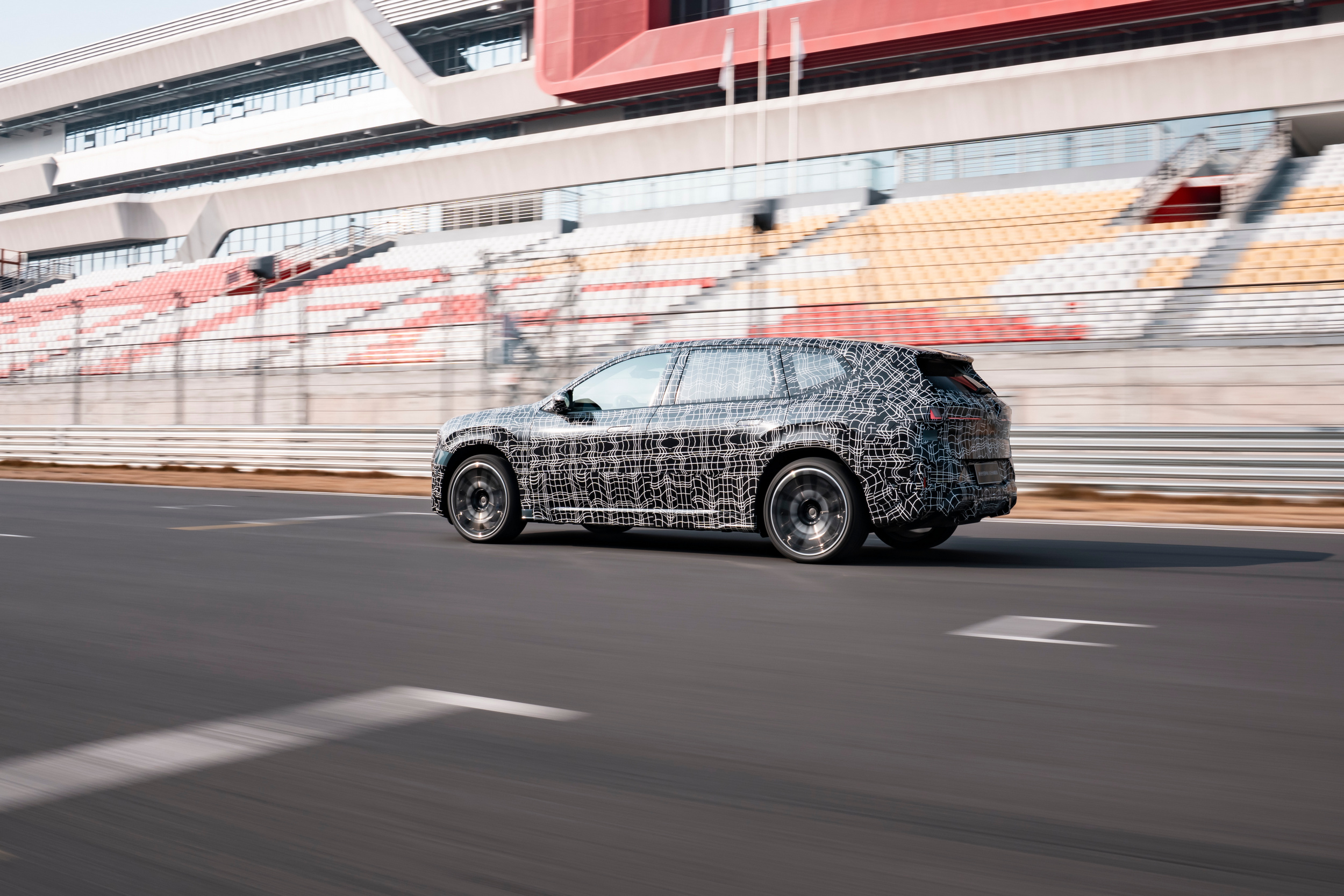 2027 BMW iX3 Long Wheelbase 121 18