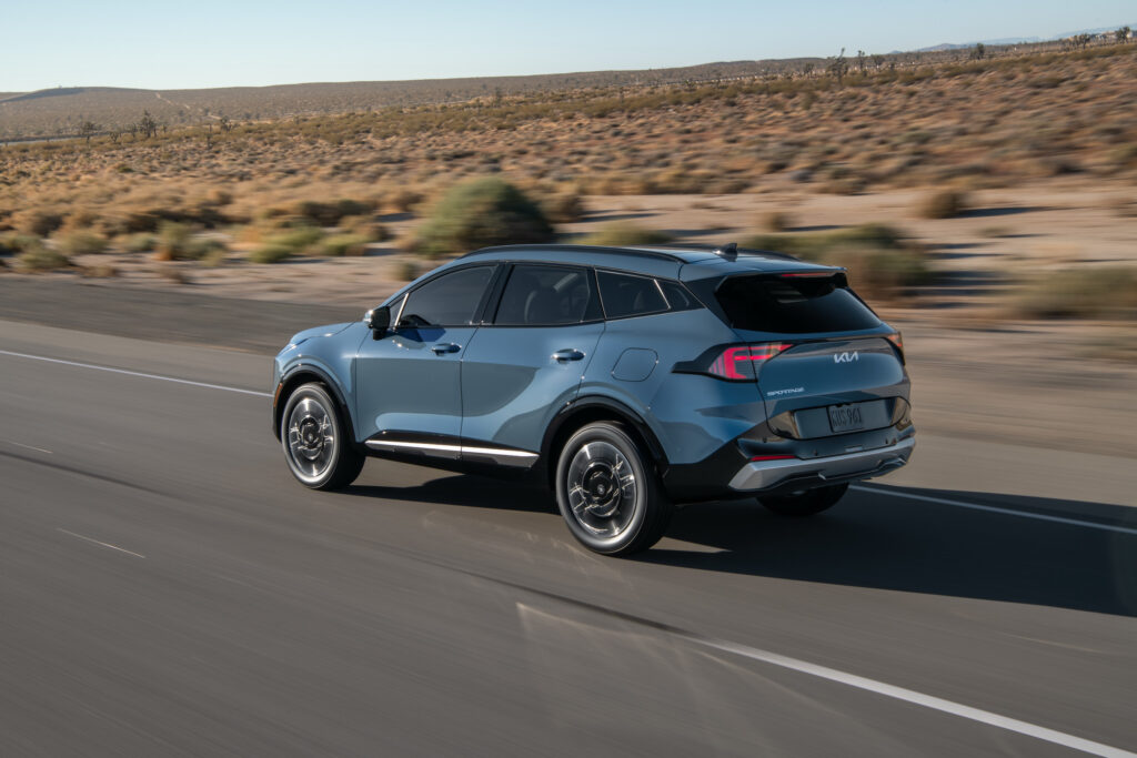  Kia Sets All-Time August Sales Record As Hybrids Soar