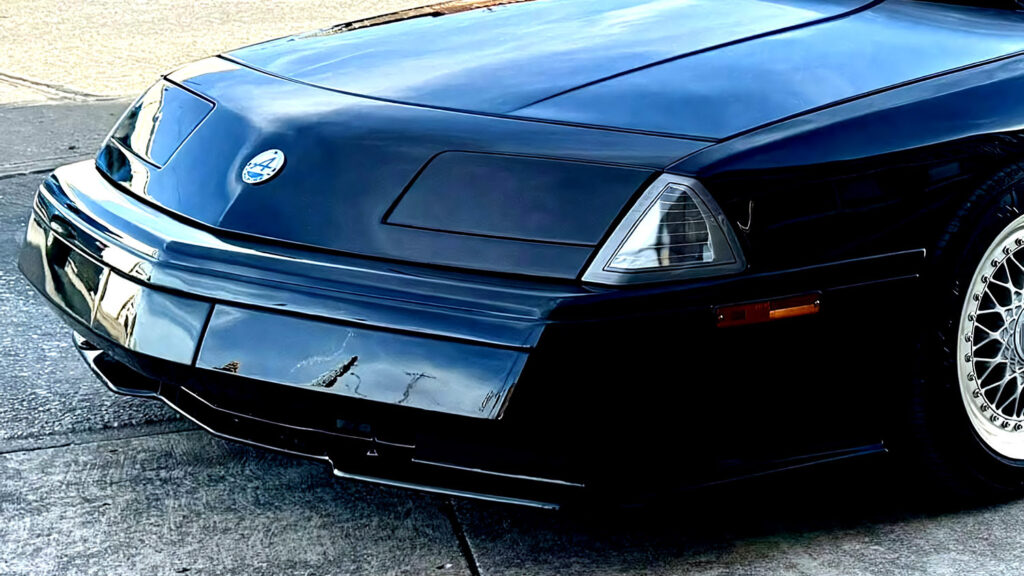 Renault Spent $30 Million To Make This French 911 Legal In America, Then Built Just 12