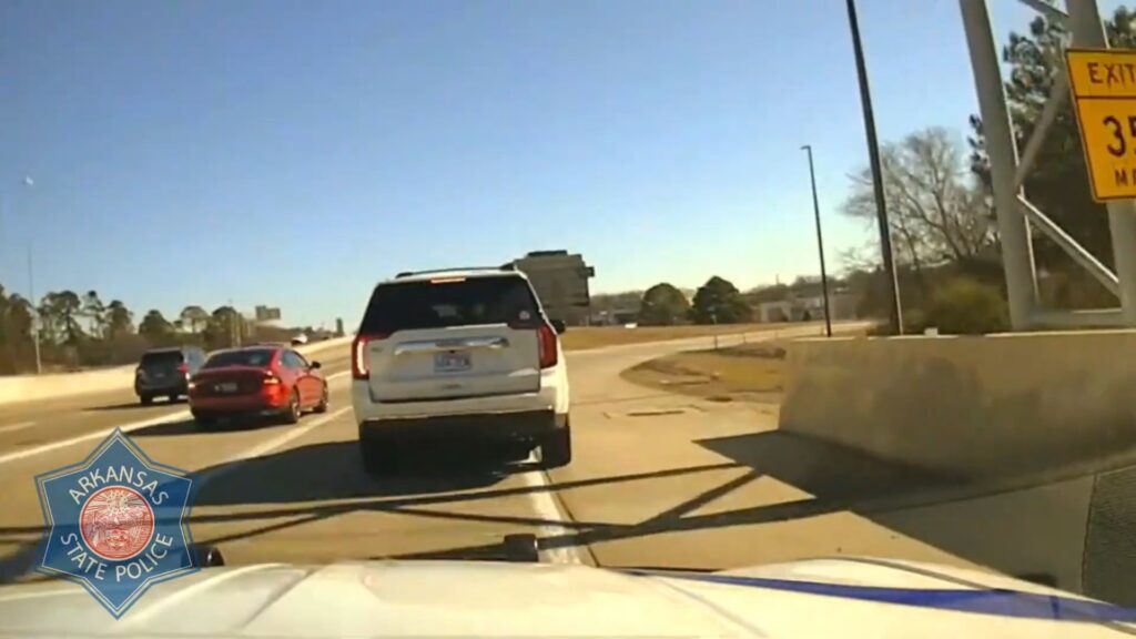  Trooper Pits The Wrong SUV After Confusing A Small Buick With A Huge Yukon XL