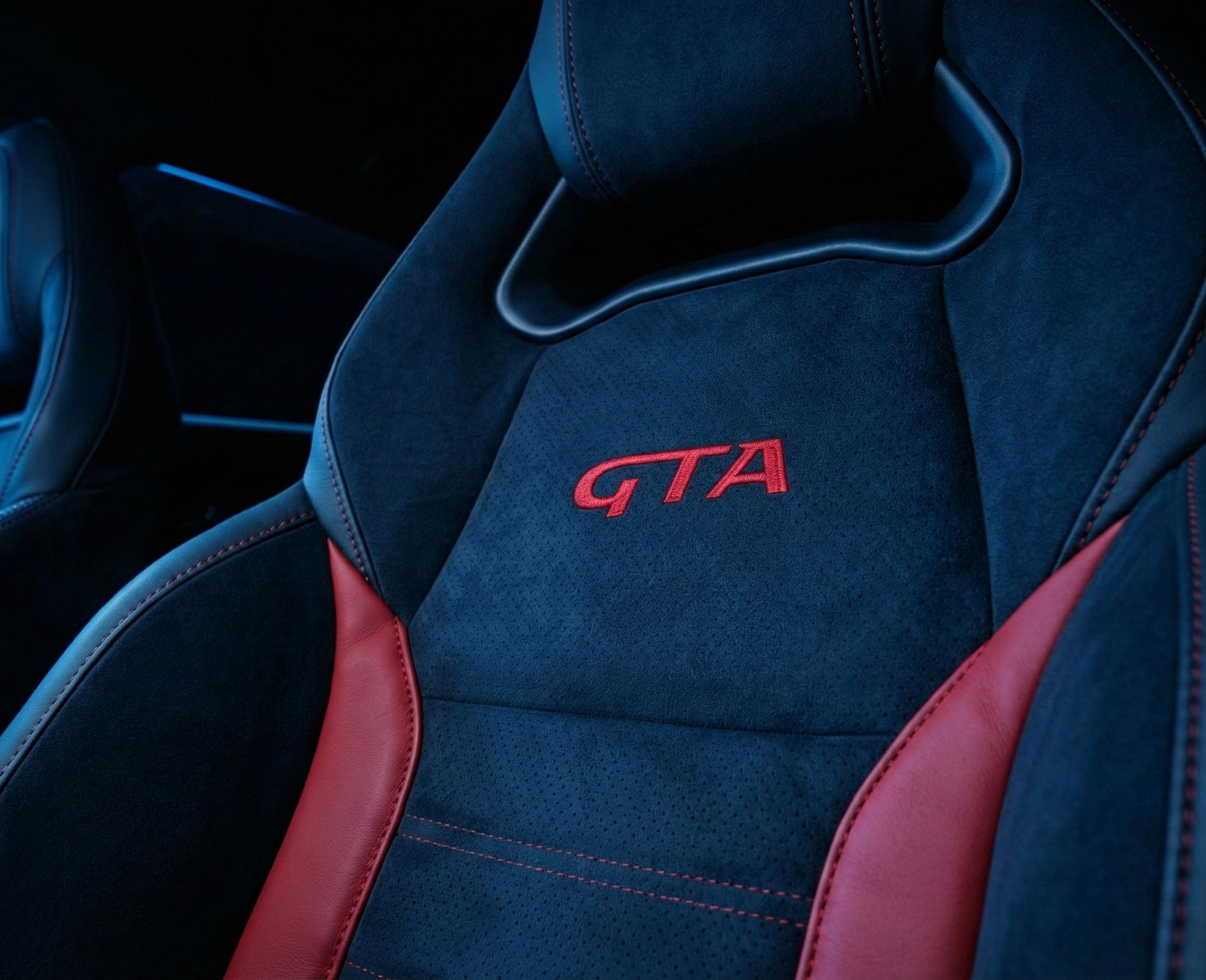 Малюк Alfa GTA виглядає належним чином, але це все ще цифровий дим