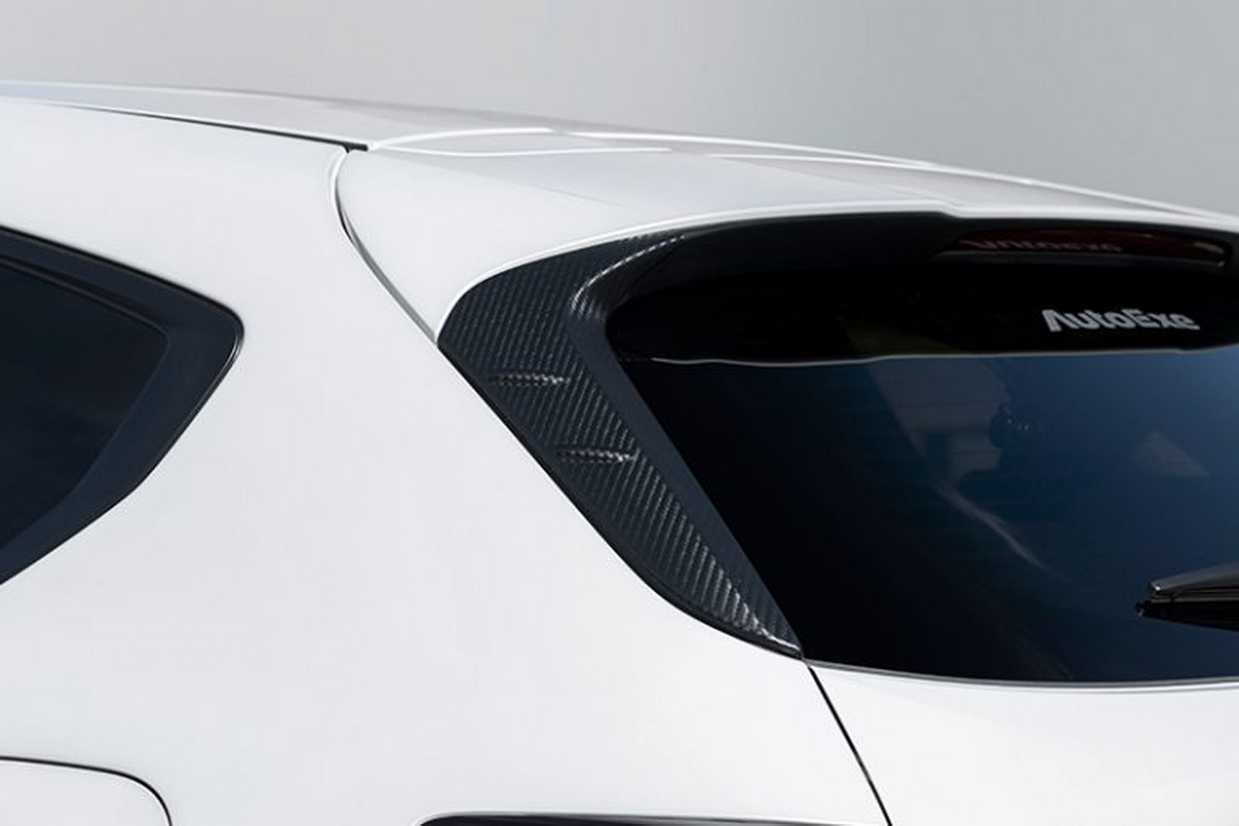 CX-60 був повністю автосалоном, поки AutoExe не вирішила, що йому варто помитися брудом