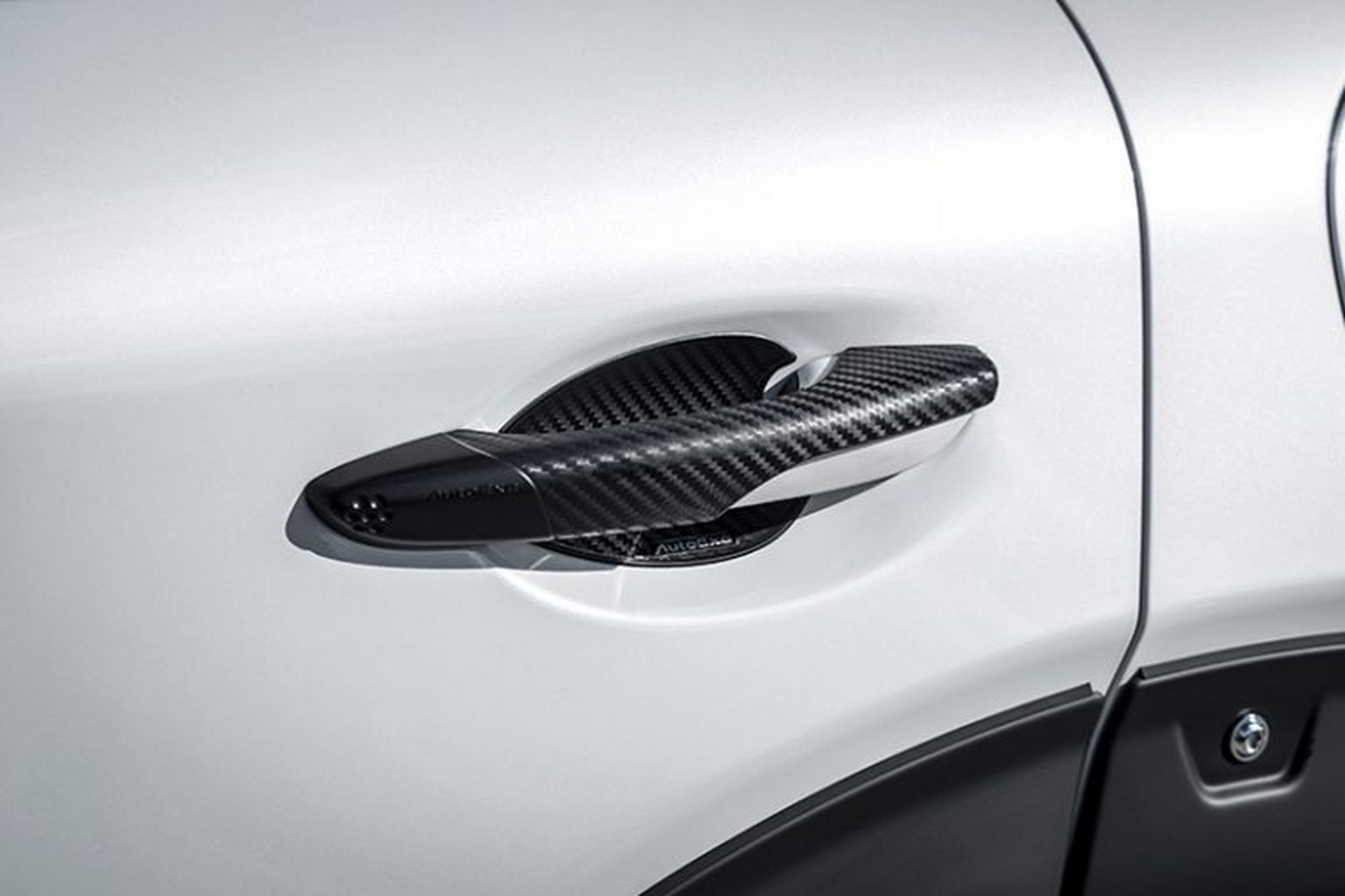 CX-60 був повністю автосалоном, поки AutoExe не вирішила, що йому варто помитися брудом