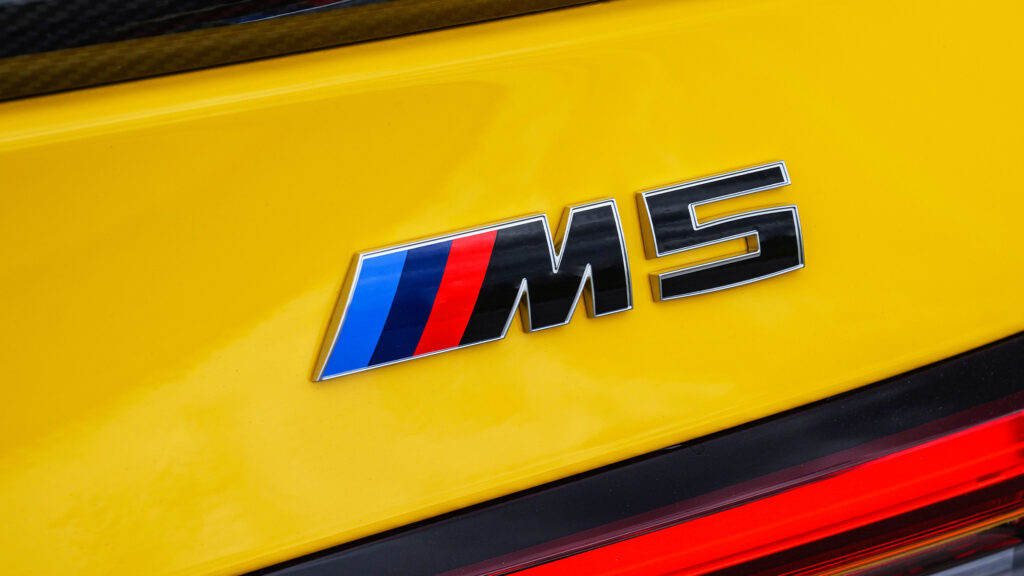 BMW Gave Up 40 HP In The M5 V8 For Euro 7, But You’d Never Know It From The Specs