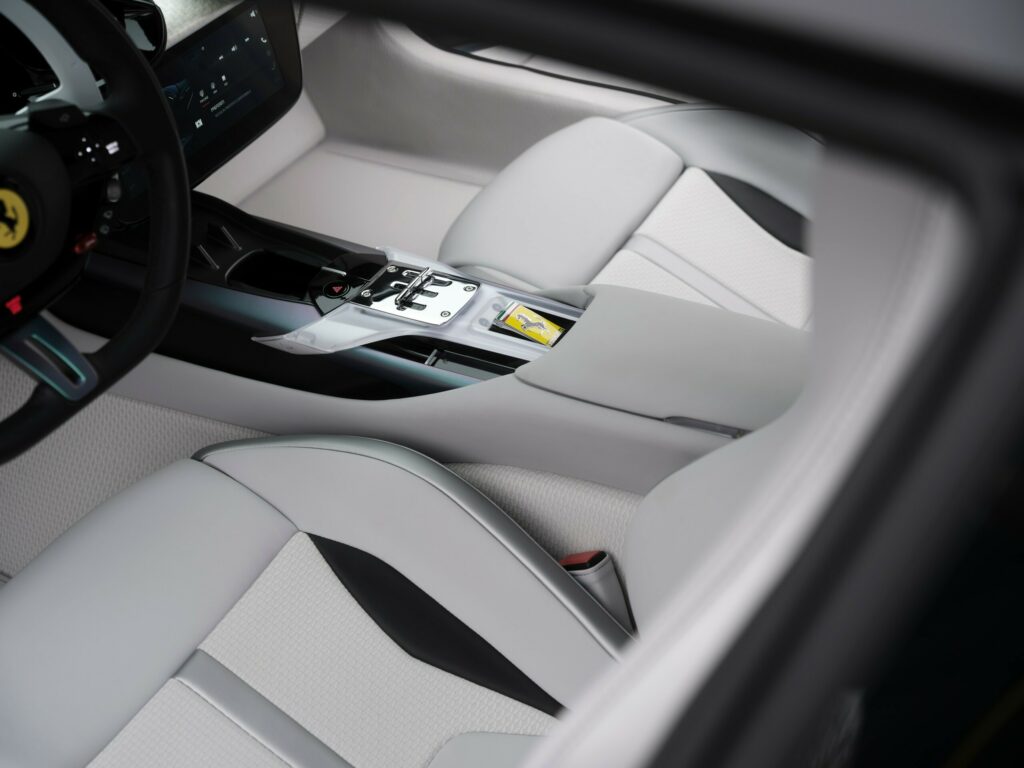 Інтер'єр Ferrari 12Cilindri