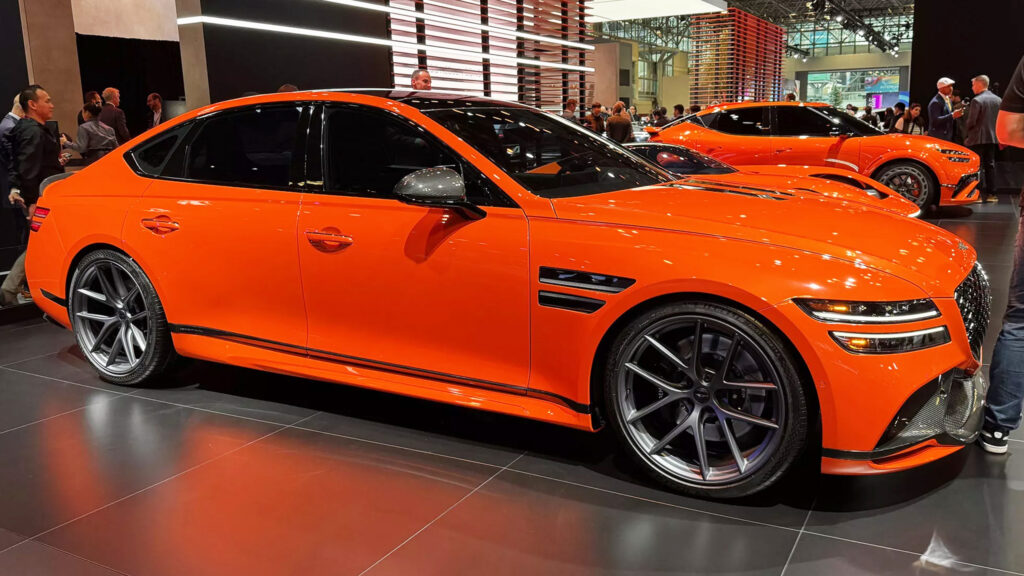  Genesis Built An M5 Rival That Makes A Ferrari Look Mass-Produced