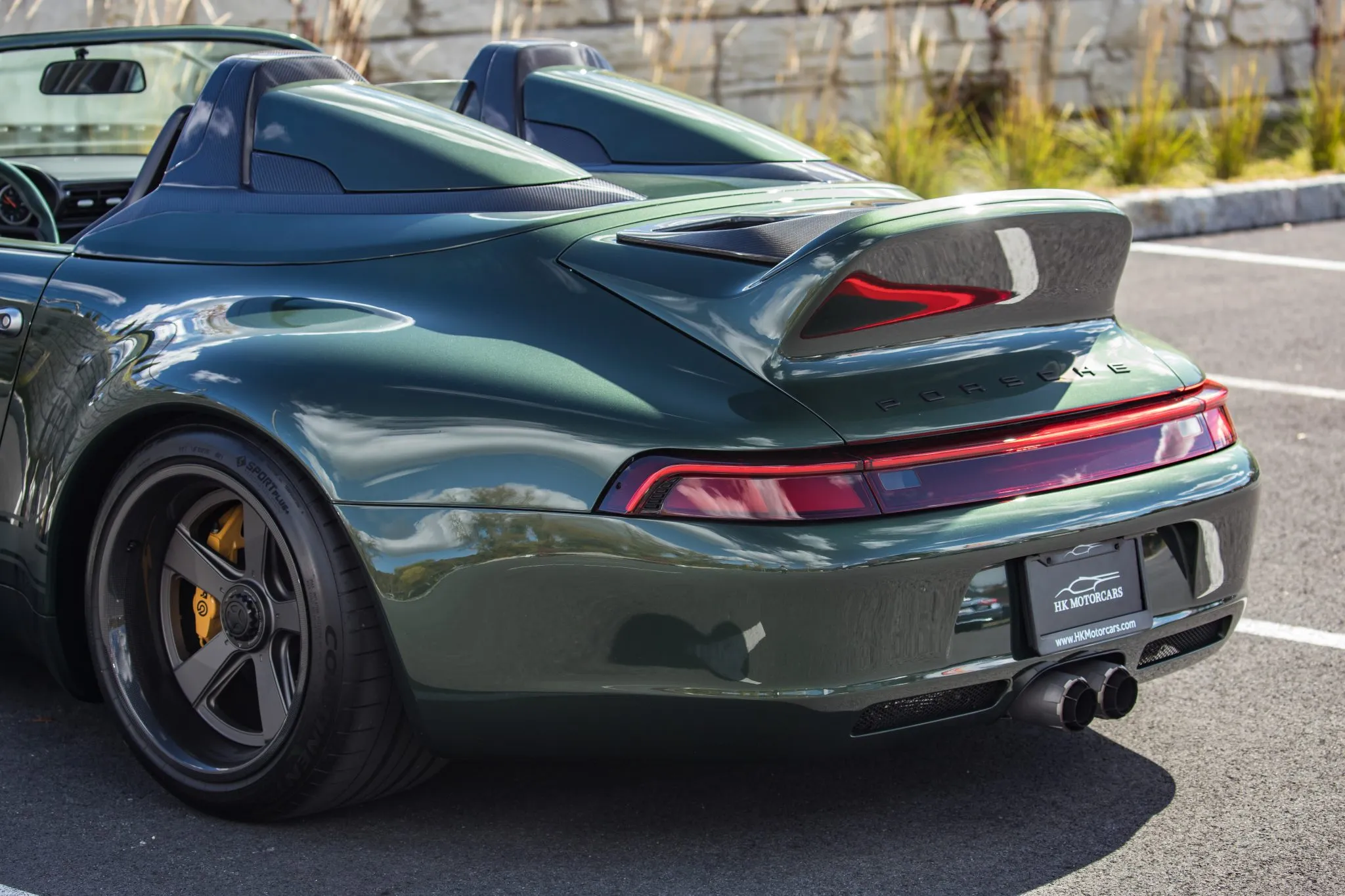 Gunther Werks Porsche 911 Speedster Auction - 209