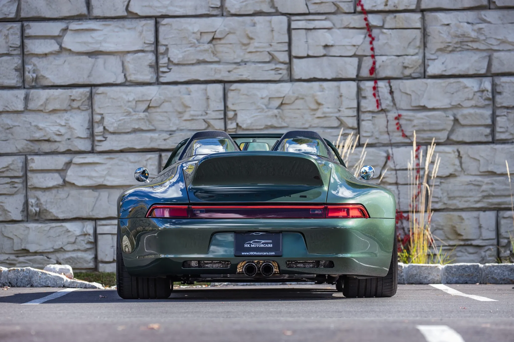 Gunther Werks Porsche 911 Speedster Auction - 5