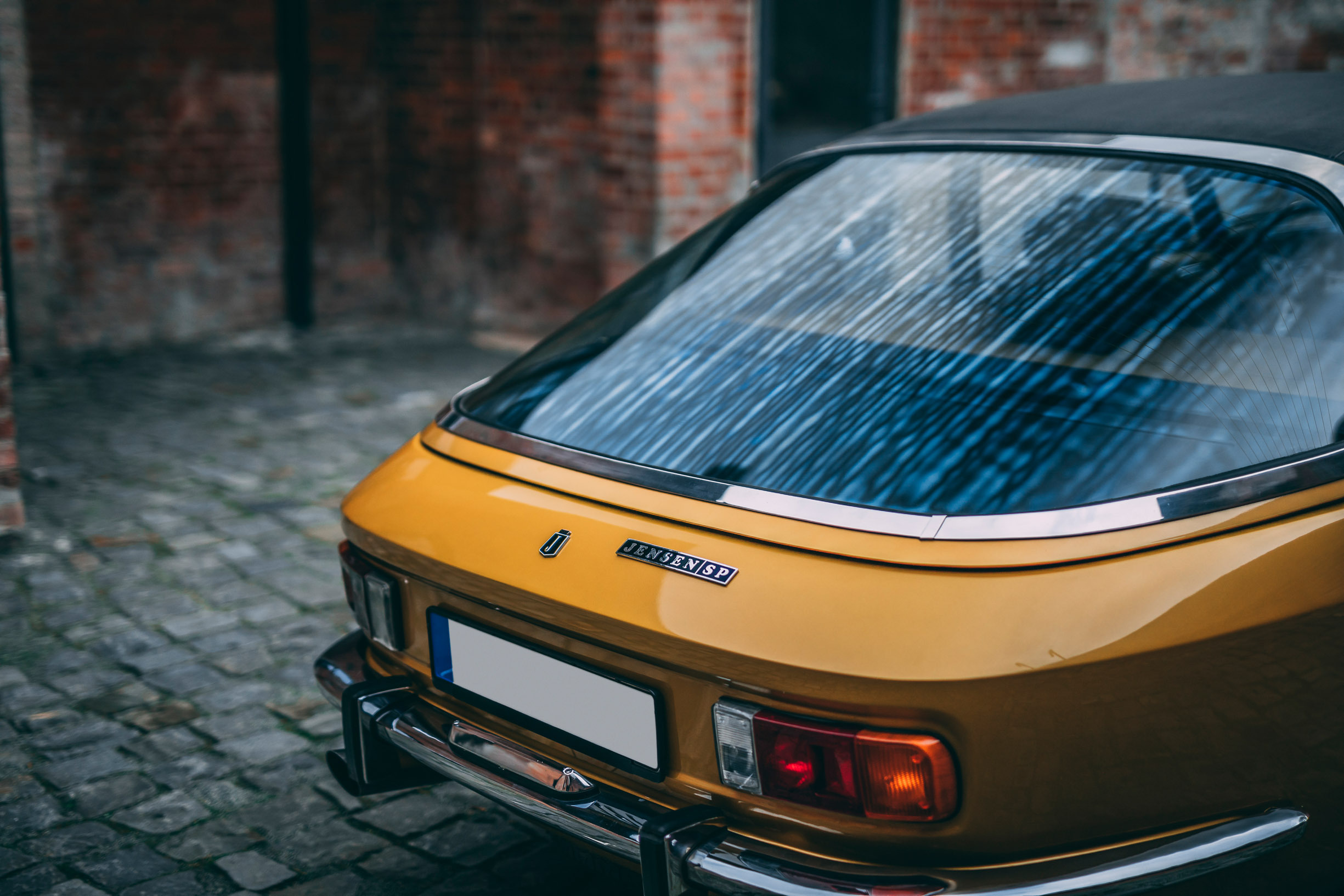Jensen Interceptor RM Sotheby's 00009