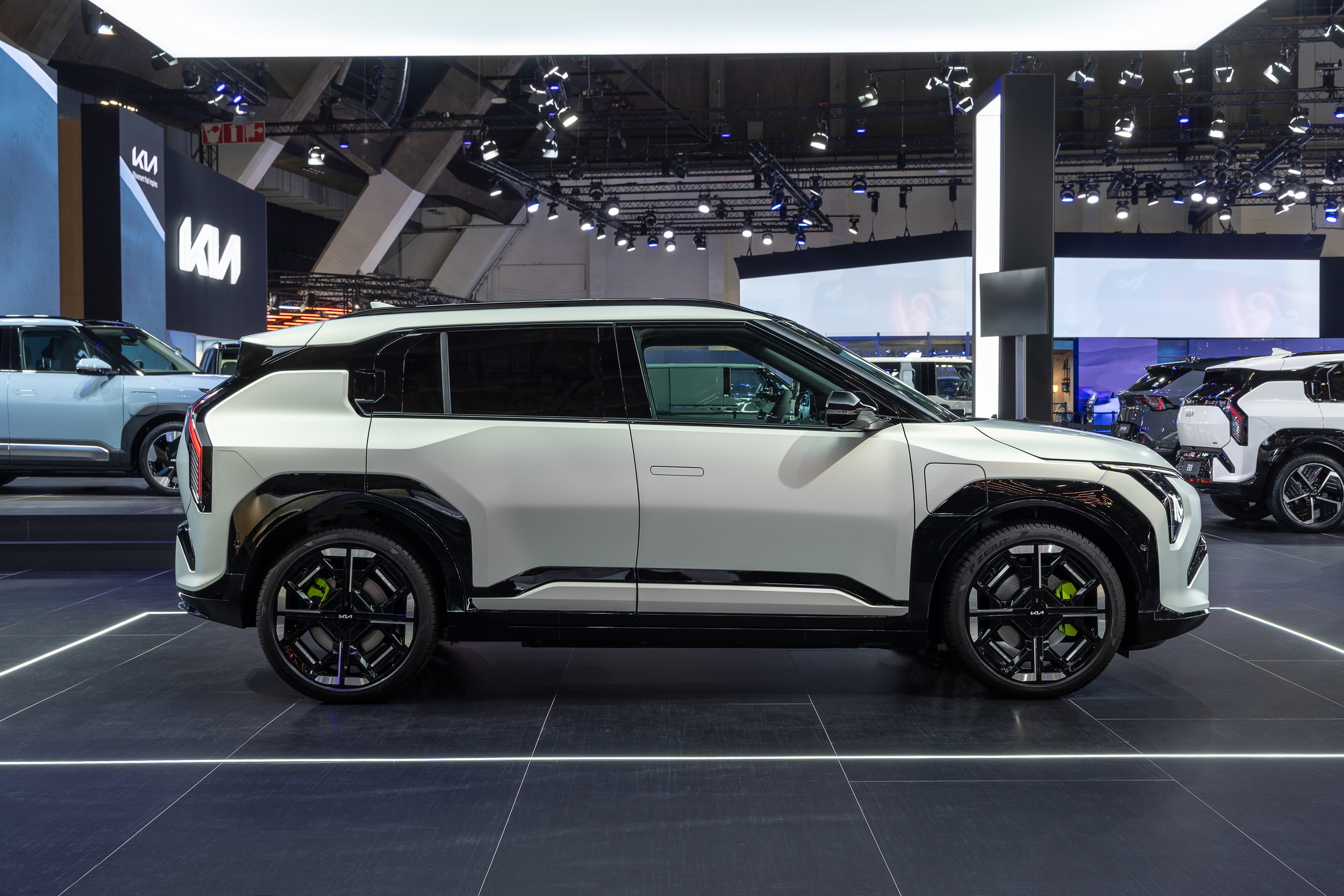 Kia представляє чотири нові швидкісні моделі GT без драми