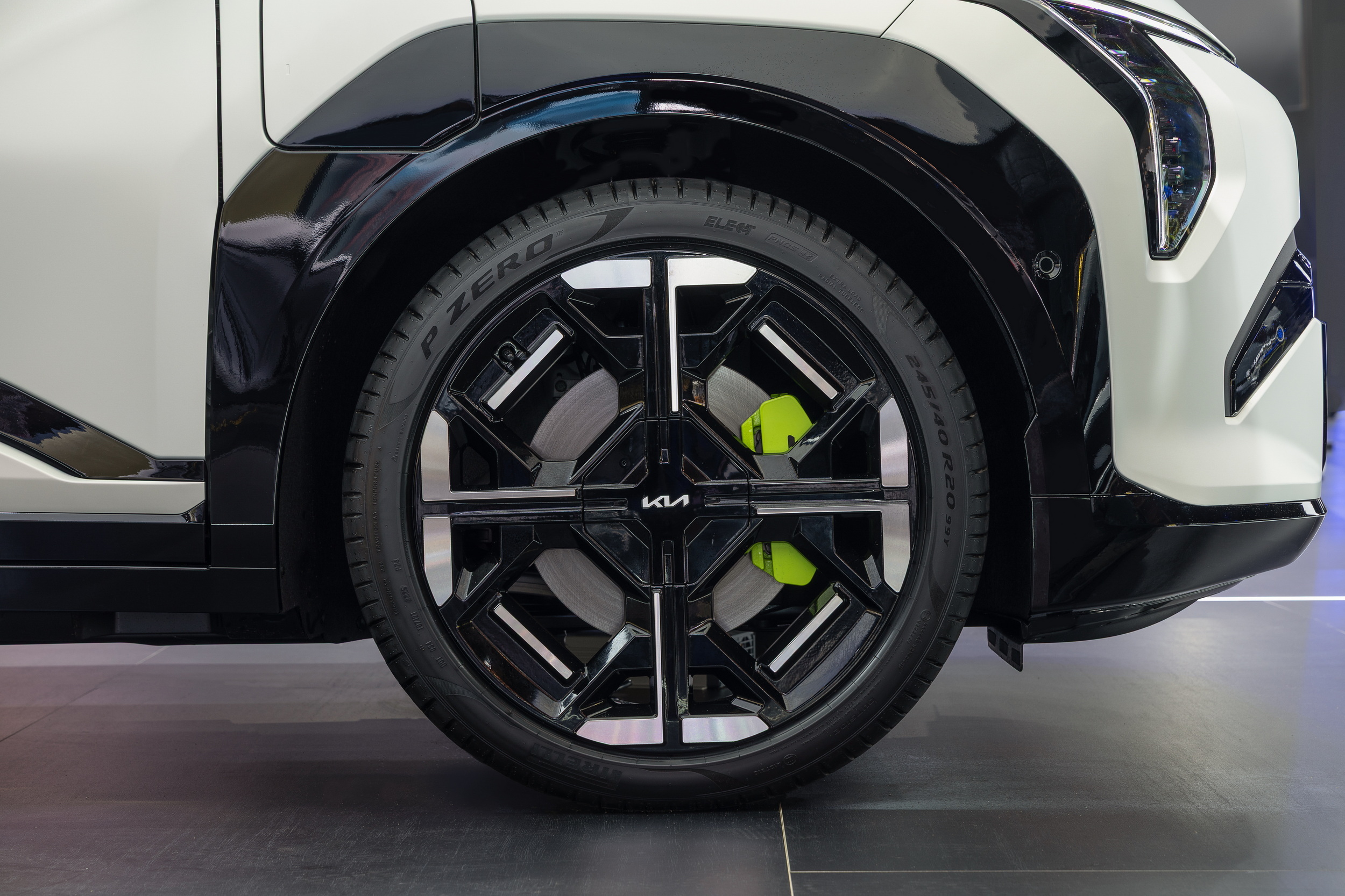 Kia представляє чотири нові швидкісні моделі GT без драми
