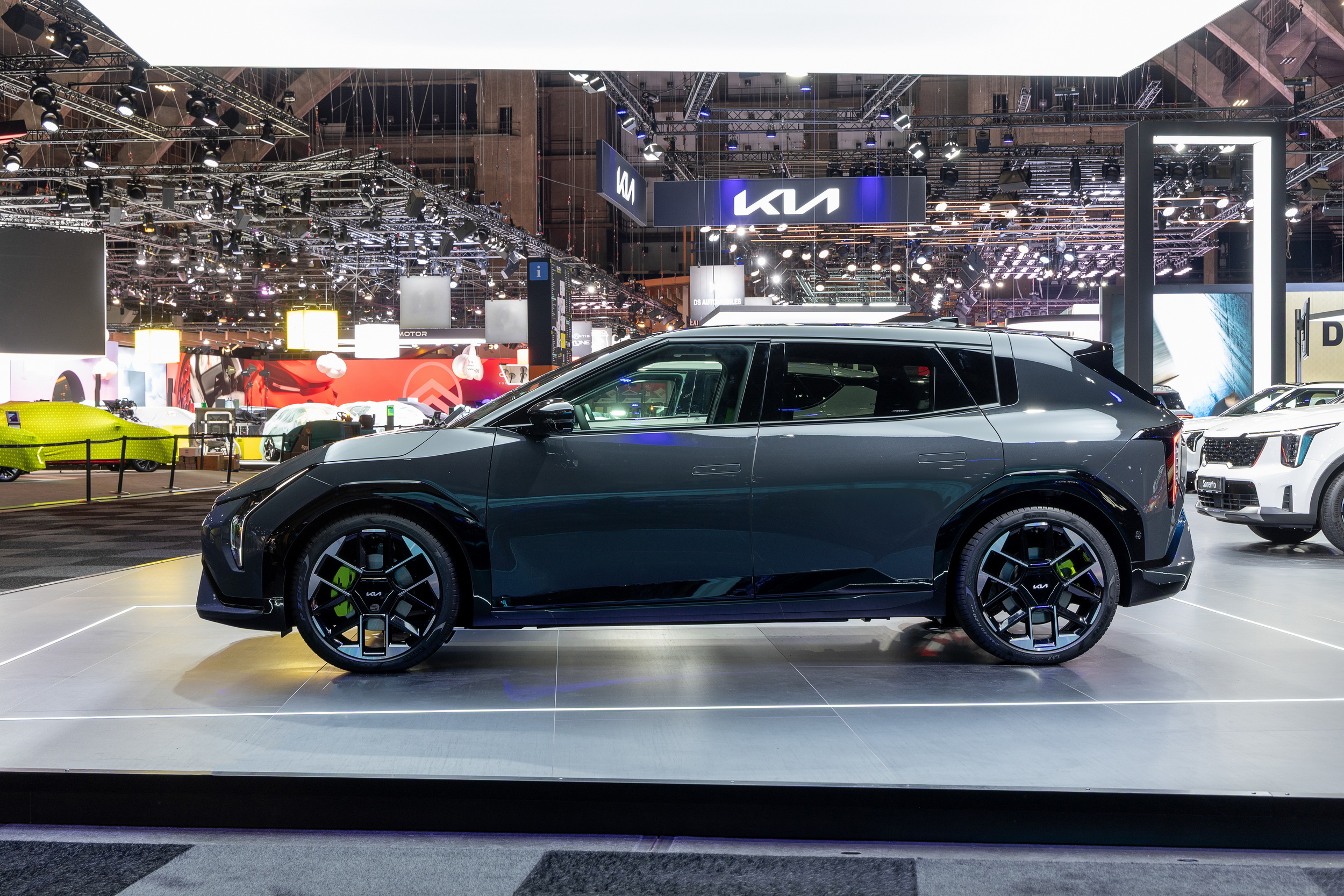 Kia представляє чотири нові швидкісні моделі GT без драми