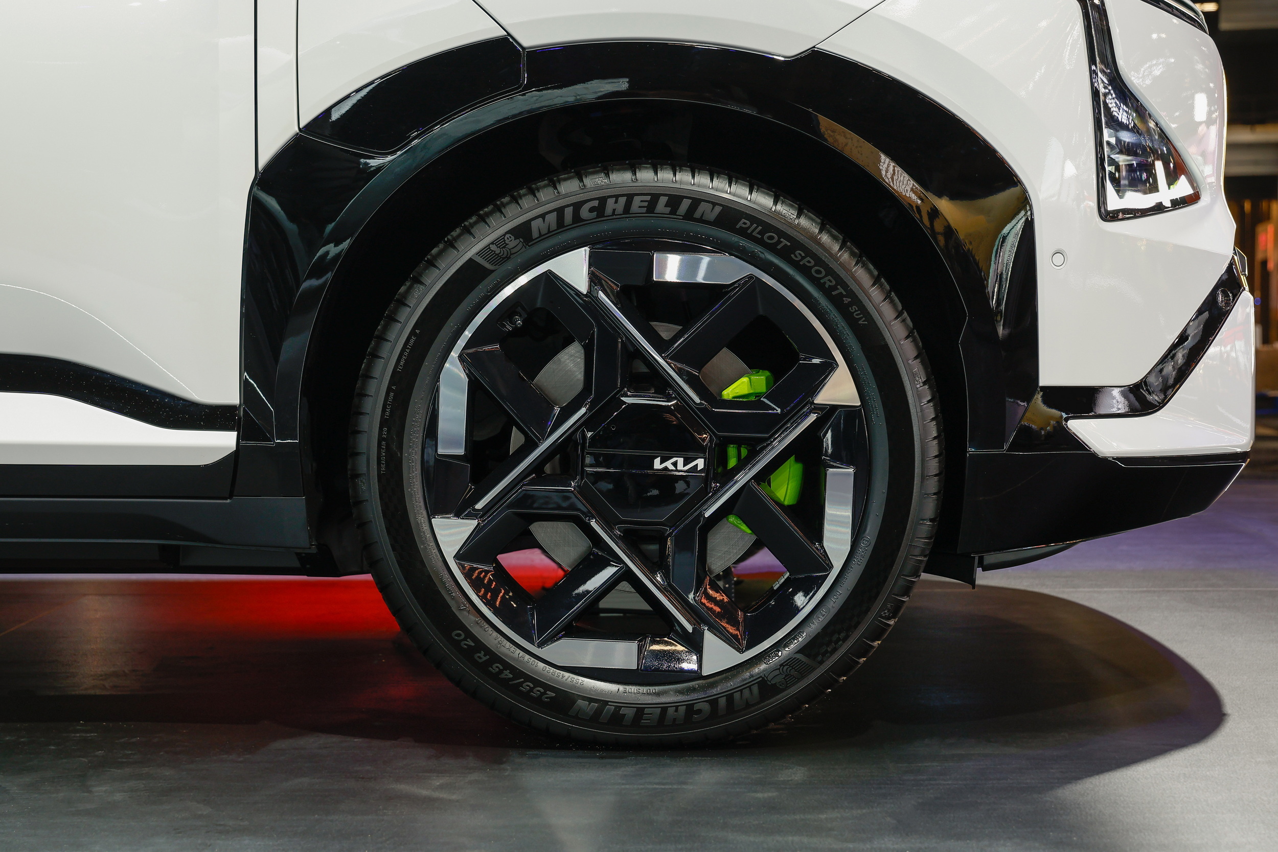 Kia представляє чотири нові швидкісні моделі GT без драми