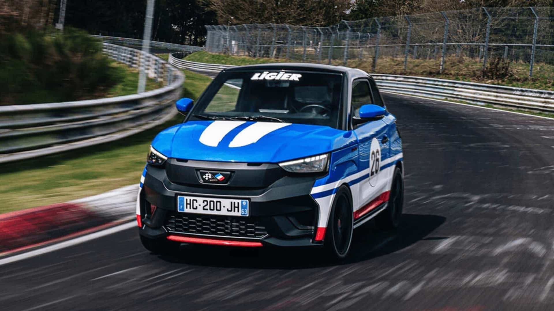 It Took 66 Years To Beat The Trabant’s Nurburgring Record, And This Is What Did It