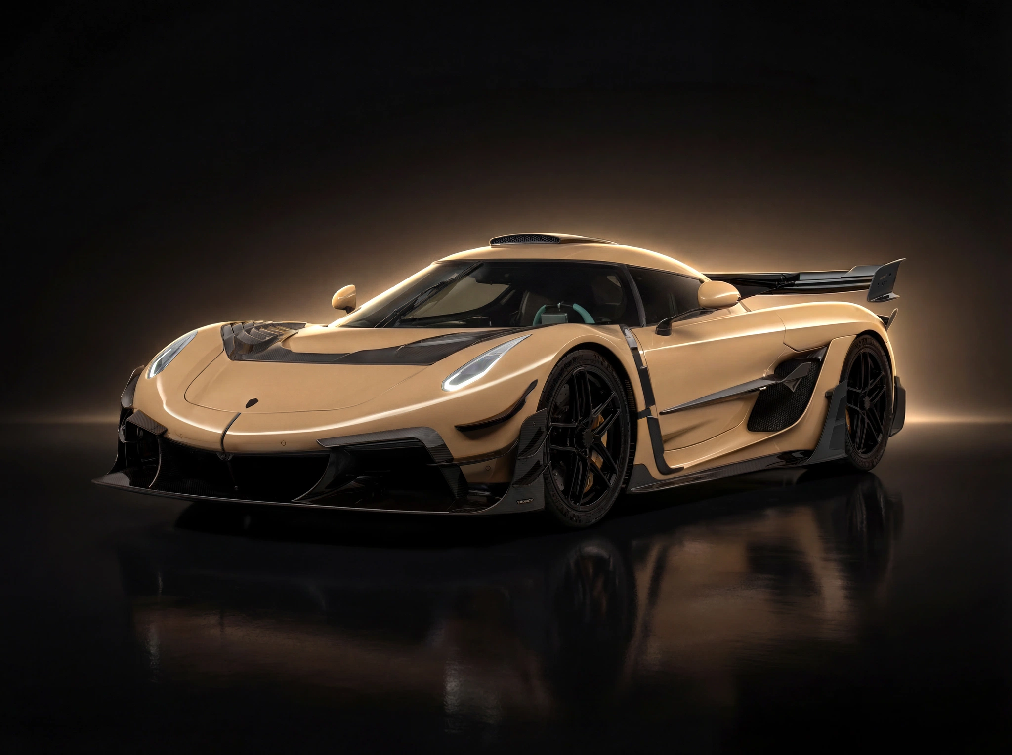 Koenigsegg дозволив Mansory розміститися поруч з Jesko, і знайшов 17 нових речей, які варто додати