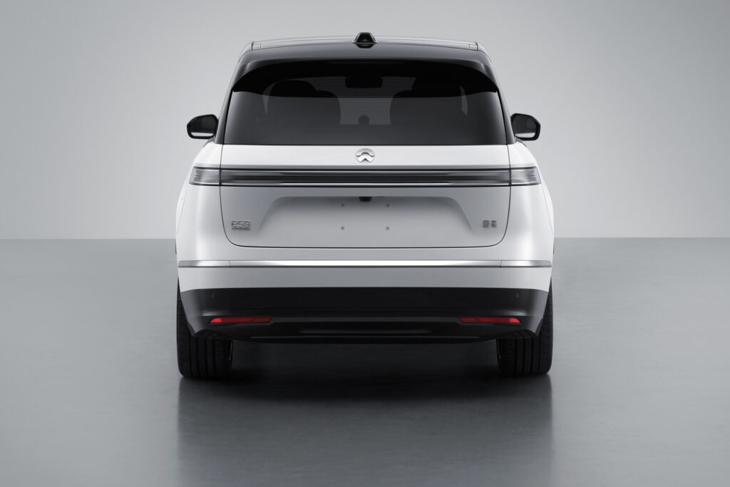  China&rsquo;s Biggest Electric SUV Yet Wasn&rsquo;t Made For Drivers