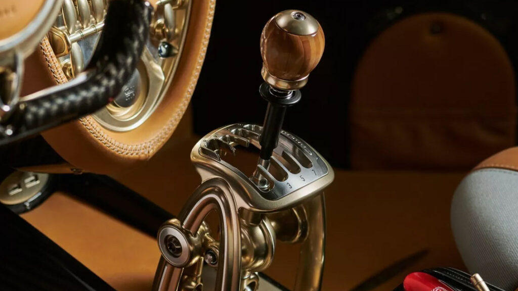  Pagani Built A Manual Hypercar For Someone Very Rich, And Very Quiet