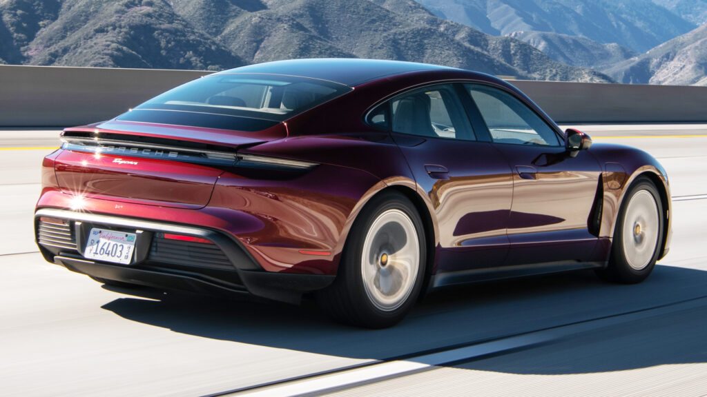  Tesla Profits Soar To Record $3.3 Billion In Q1 Thanks To Higher Prices And Strong Demand