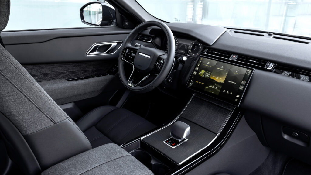 Інтер'єр Land Rover