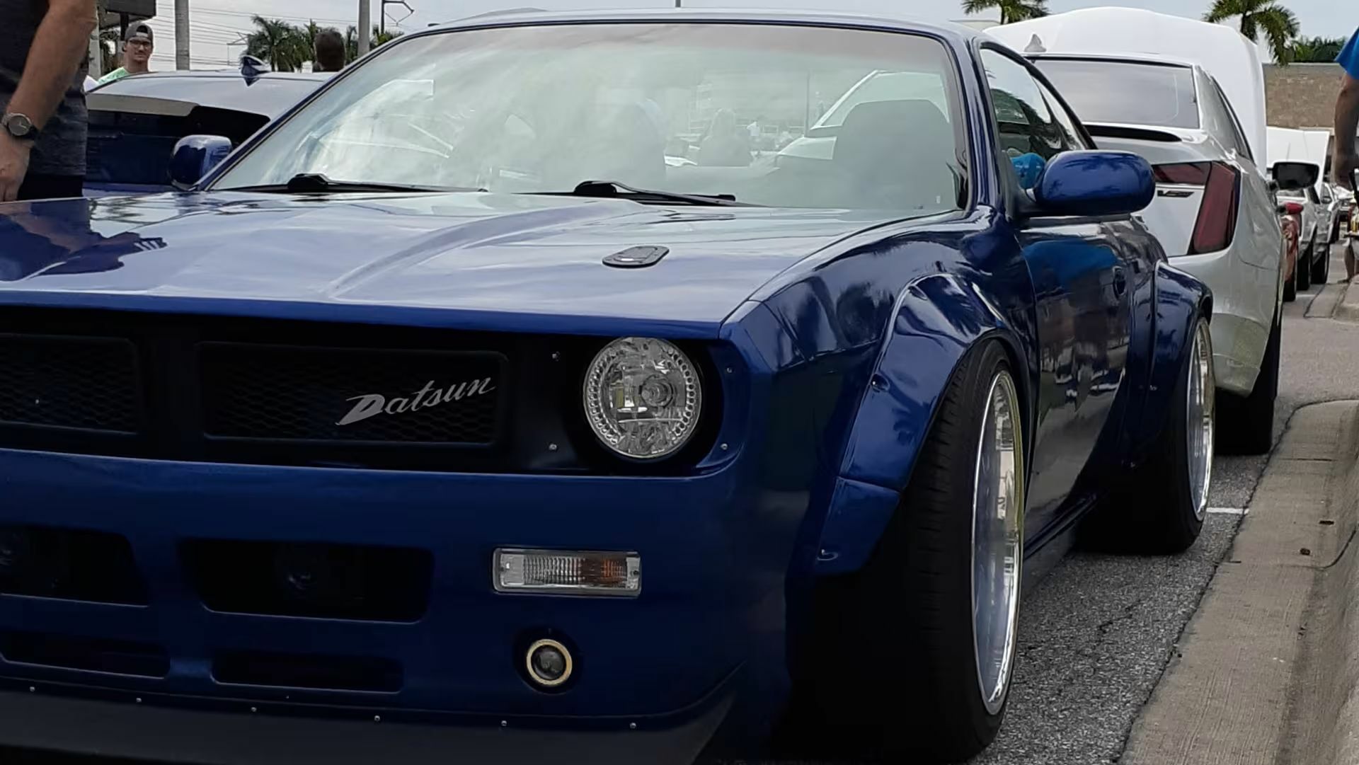 Цей класичний Nissan має обличчя маслкара Плімута та 520 причин клацнути